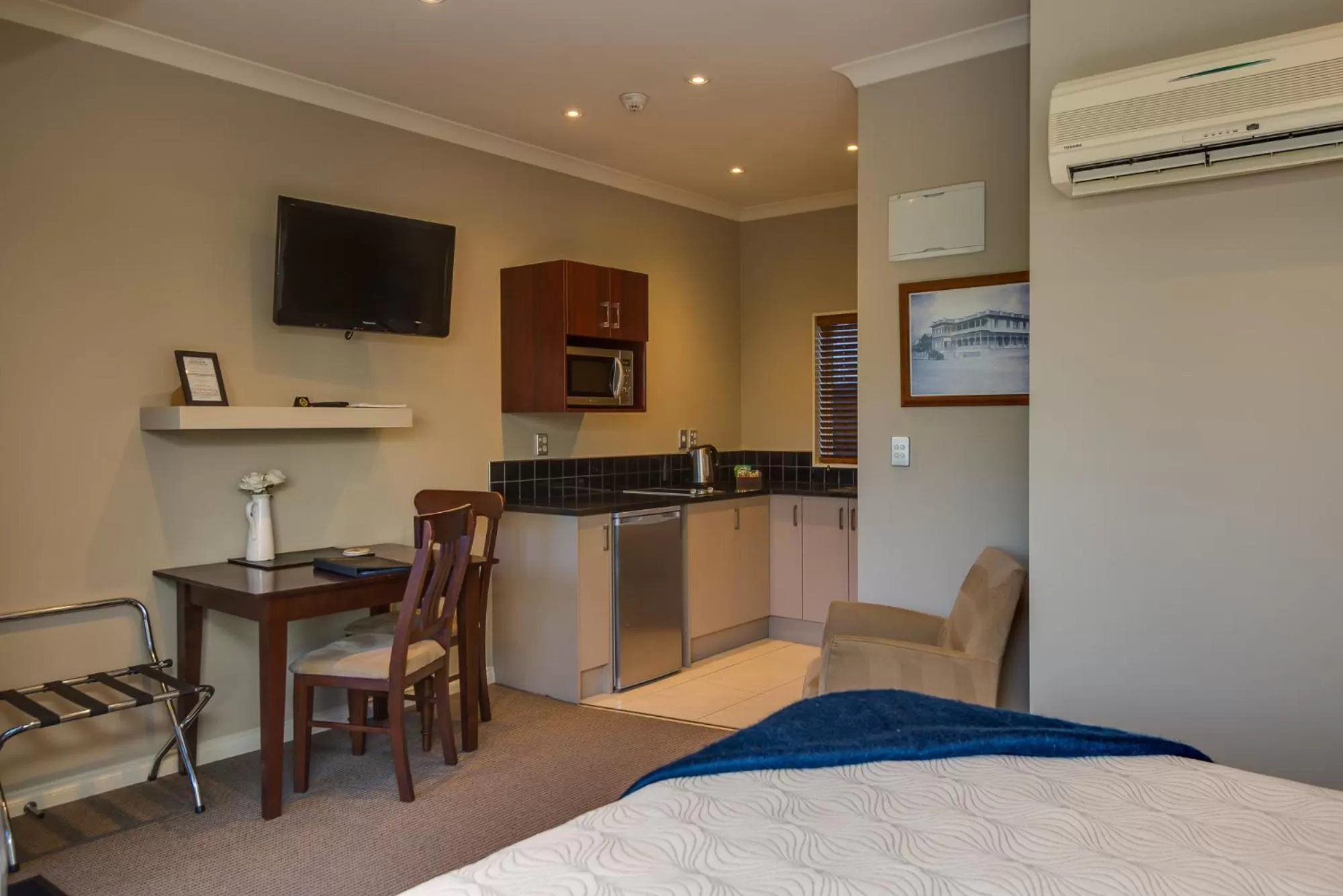 Bed in Merivale Manor