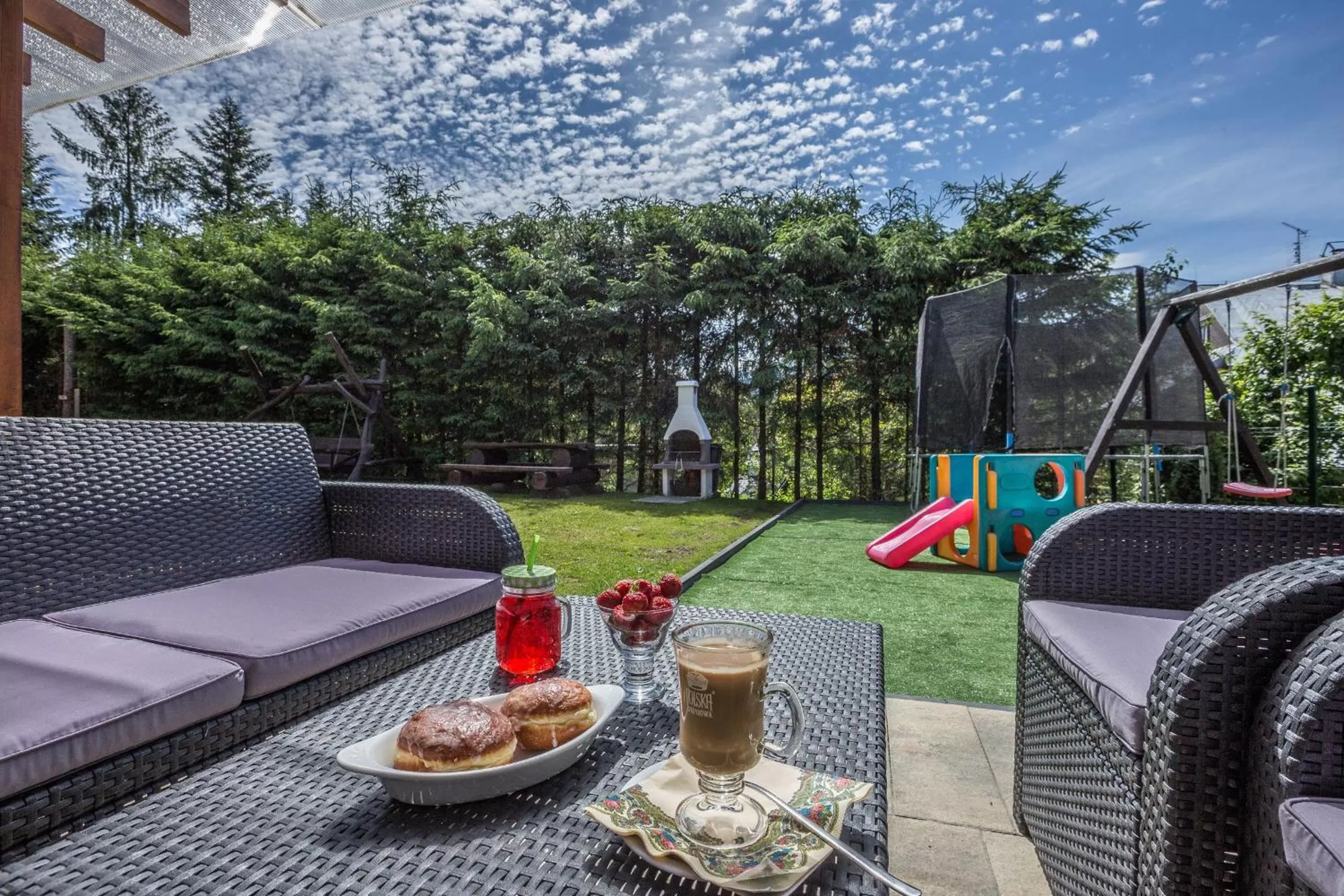 BBQ facilities in Willa Baciarka