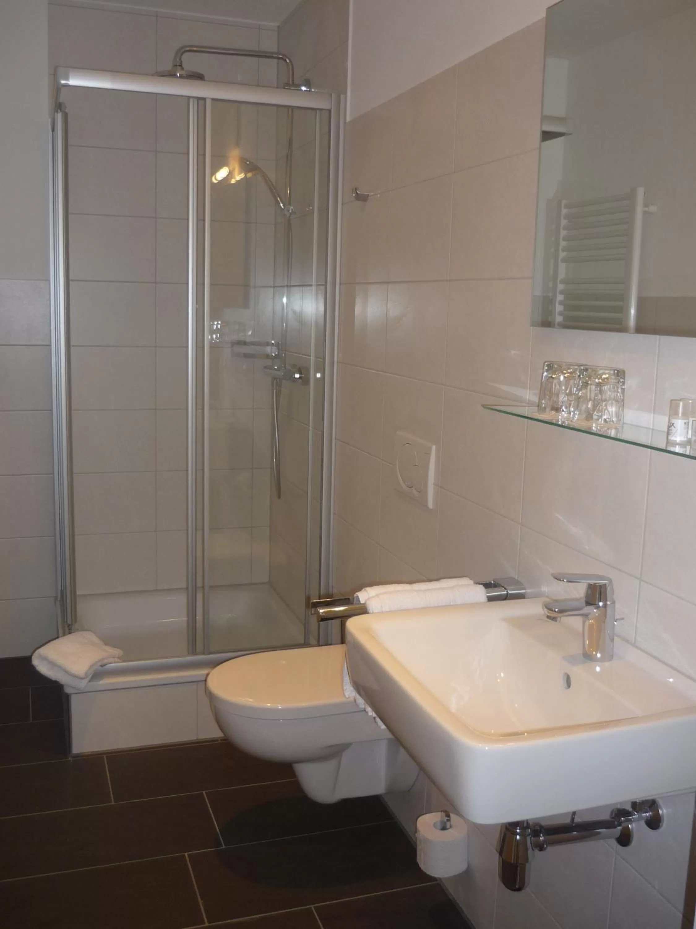 Bathroom in Stadthotel Bocholt