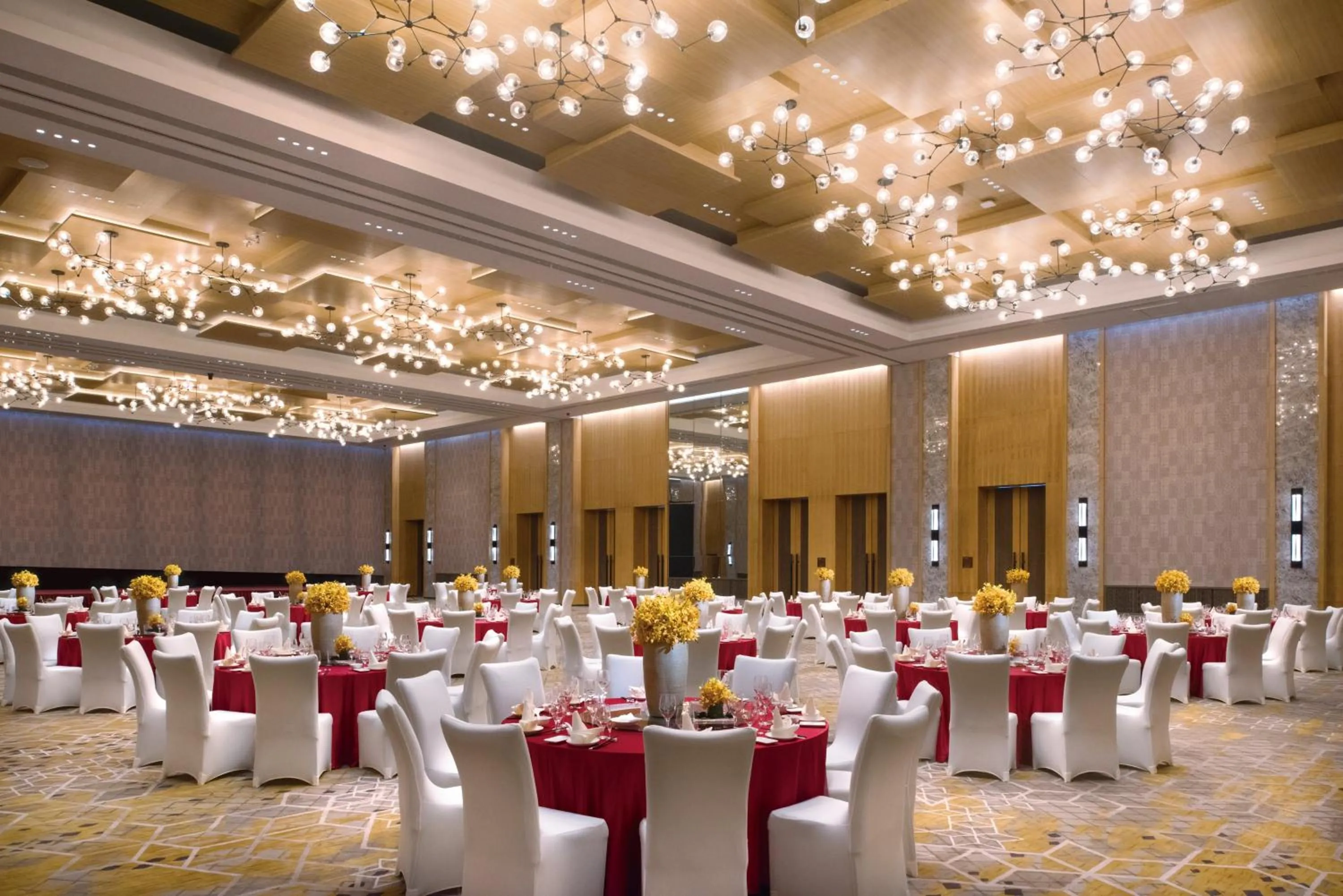 Banquet/Function facilities in Crowne Plaza - Kunming Ancient Dian Town by IHG