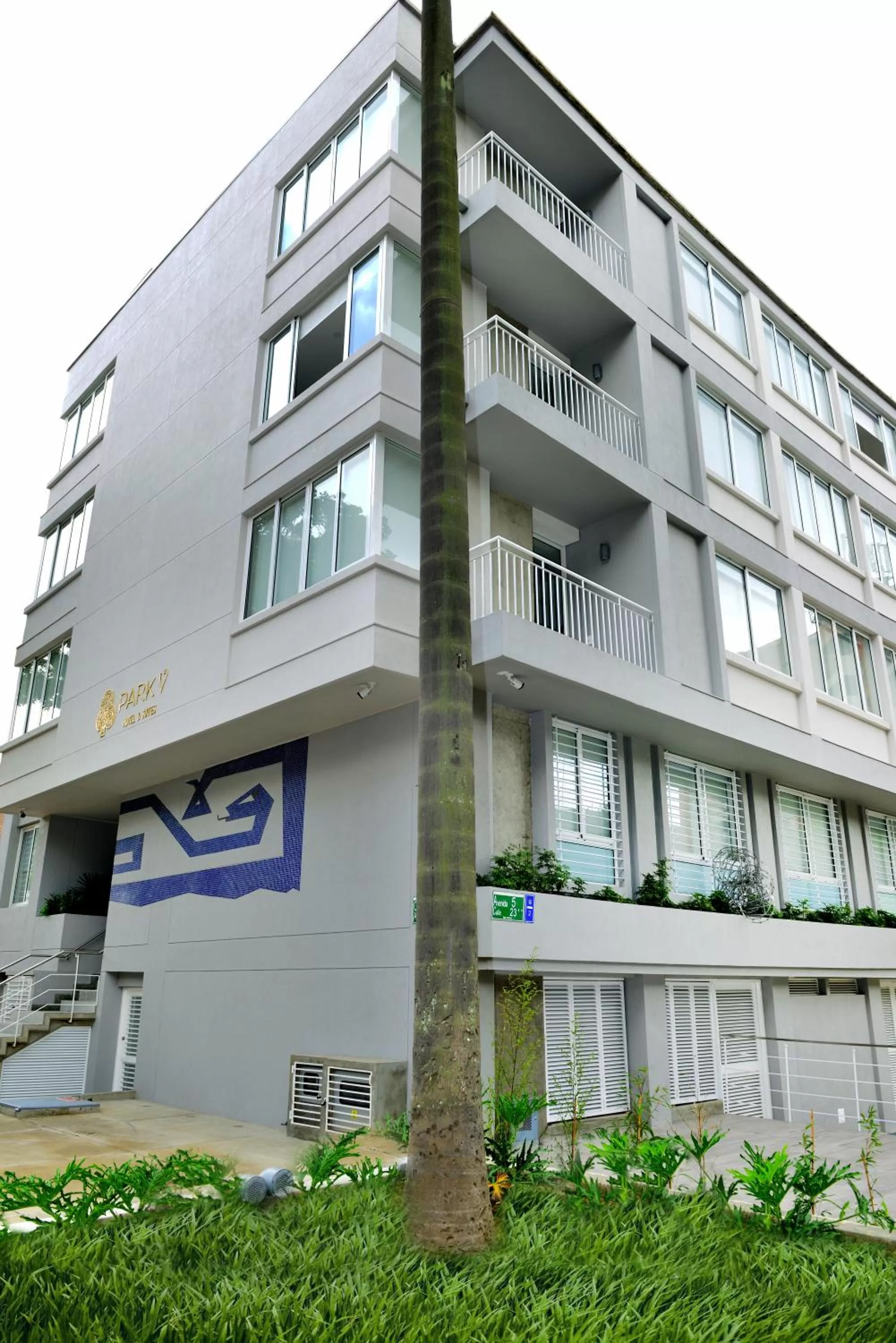 Facade/entrance in Park V