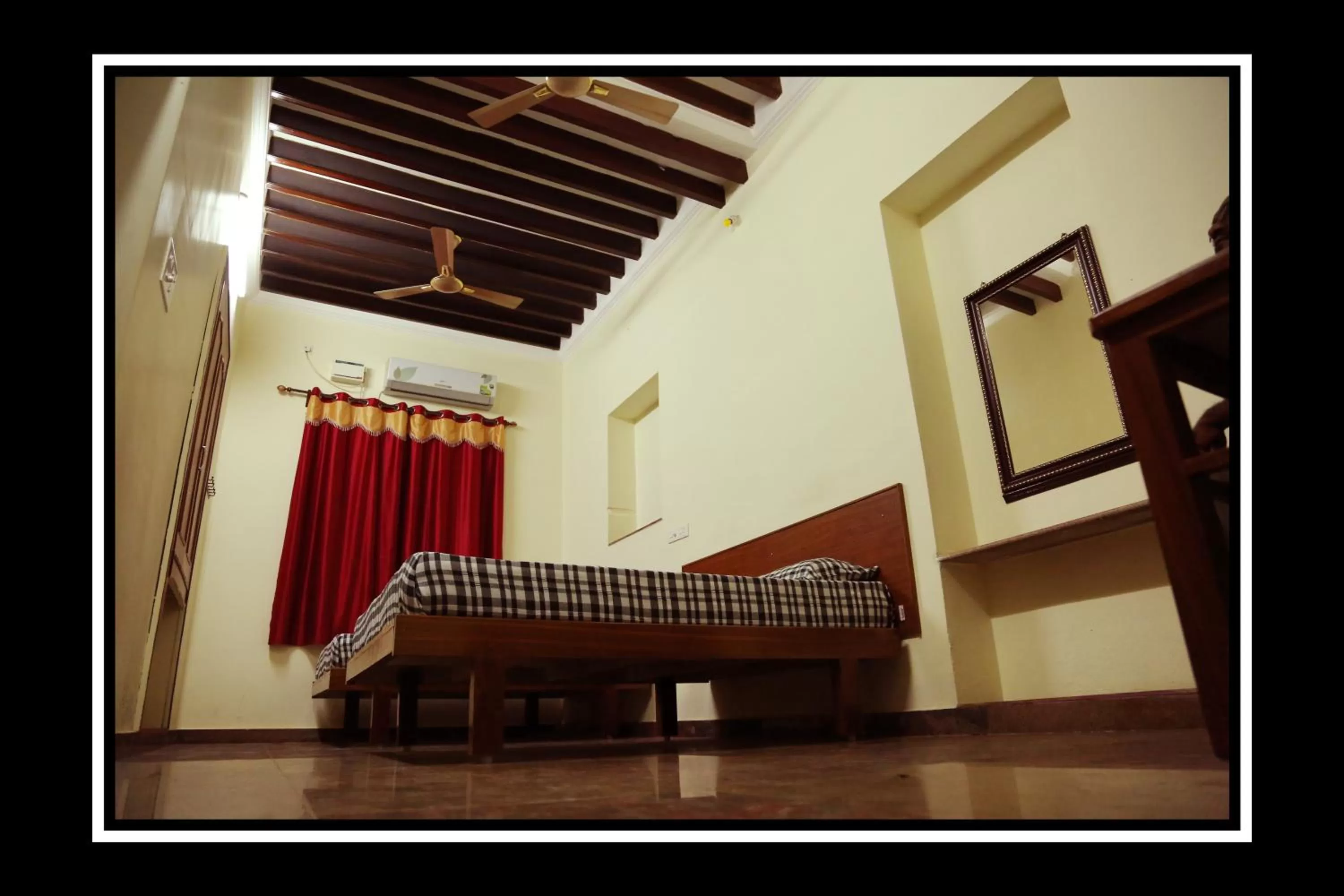 Photo of the whole room in Pattiah Naidu Palace