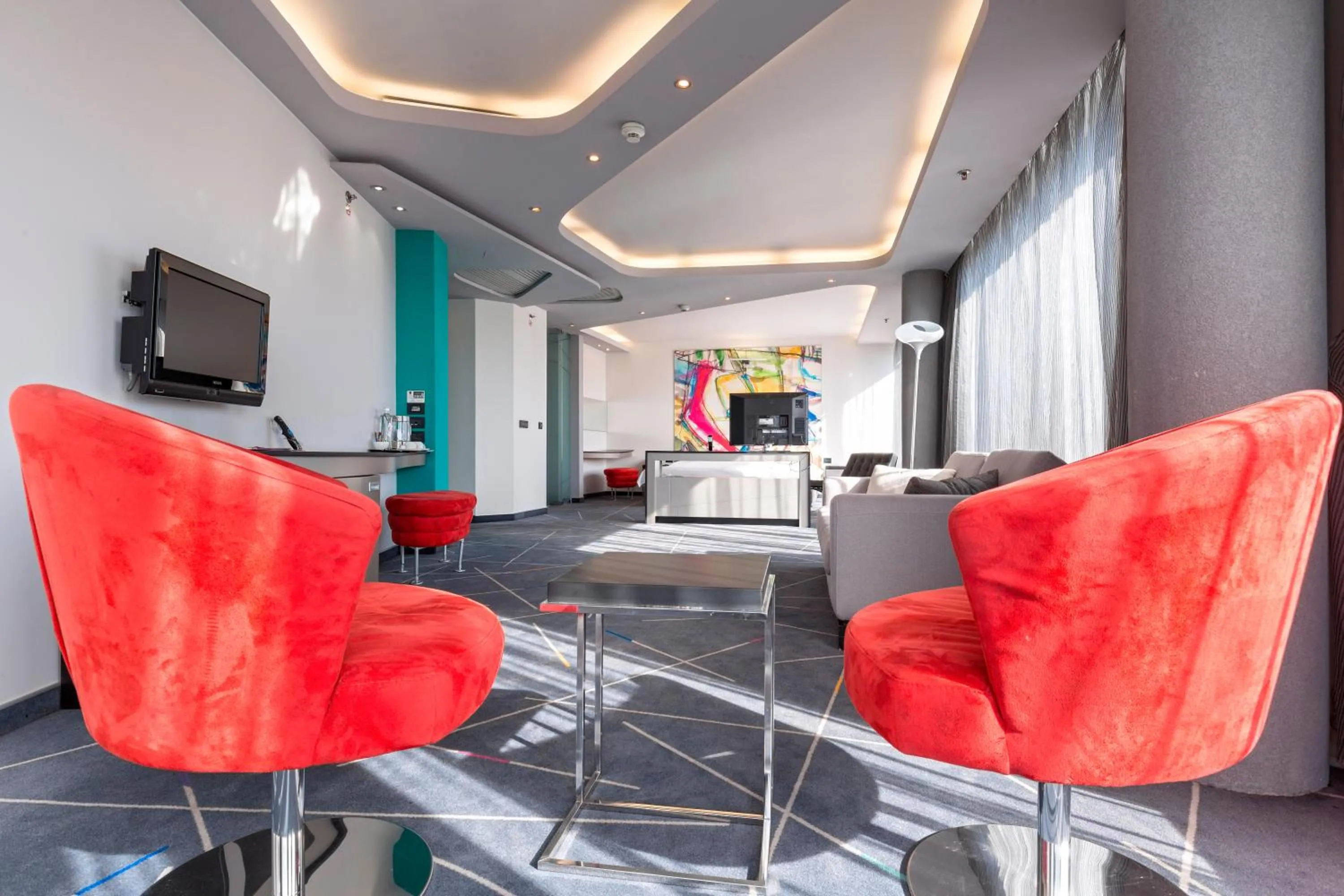 Photo of the whole room in Nobel Zira Hotel