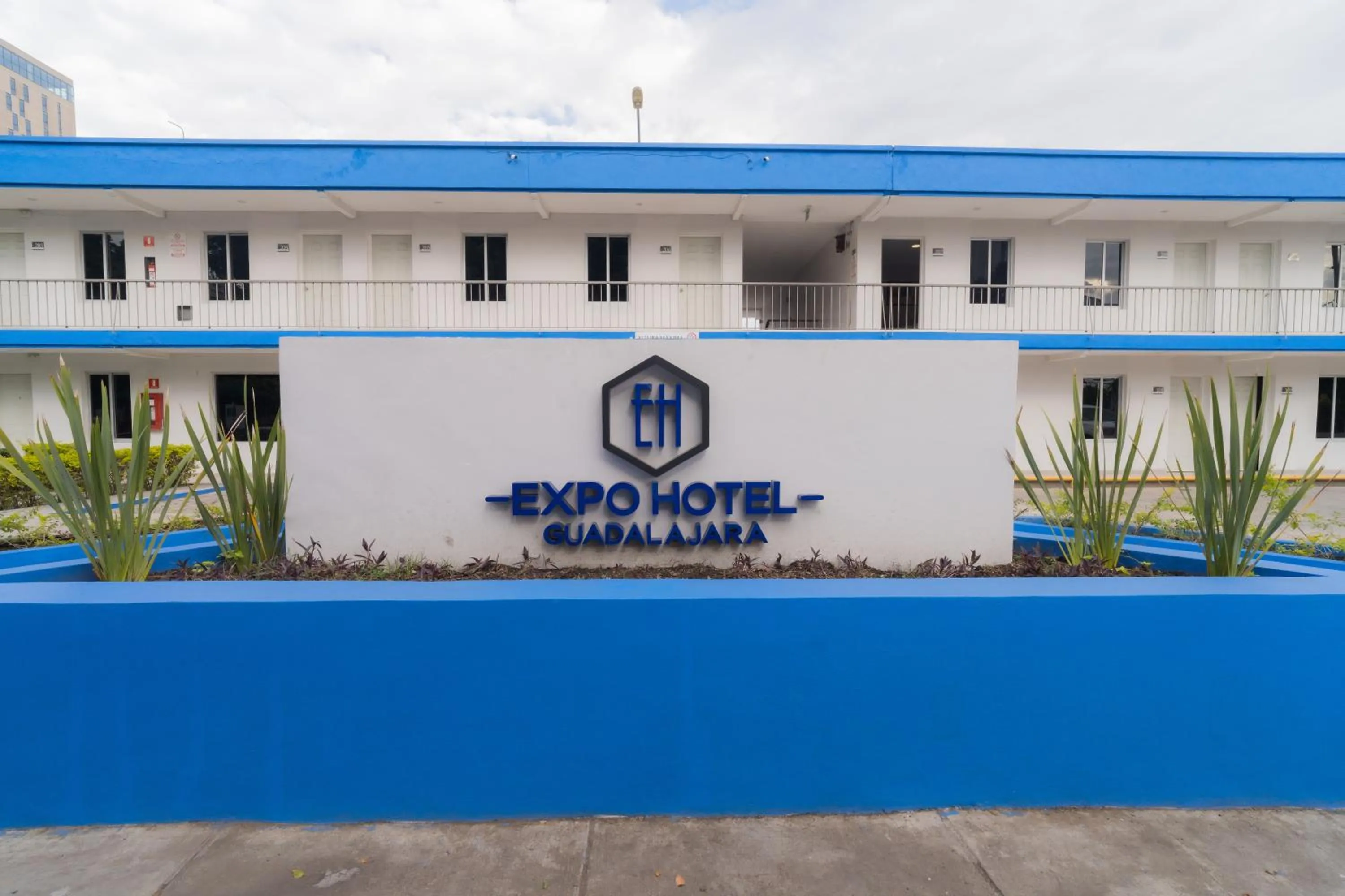 Expo Hotel Guadalajara - Zona Expo frente al Centro de Convenciones