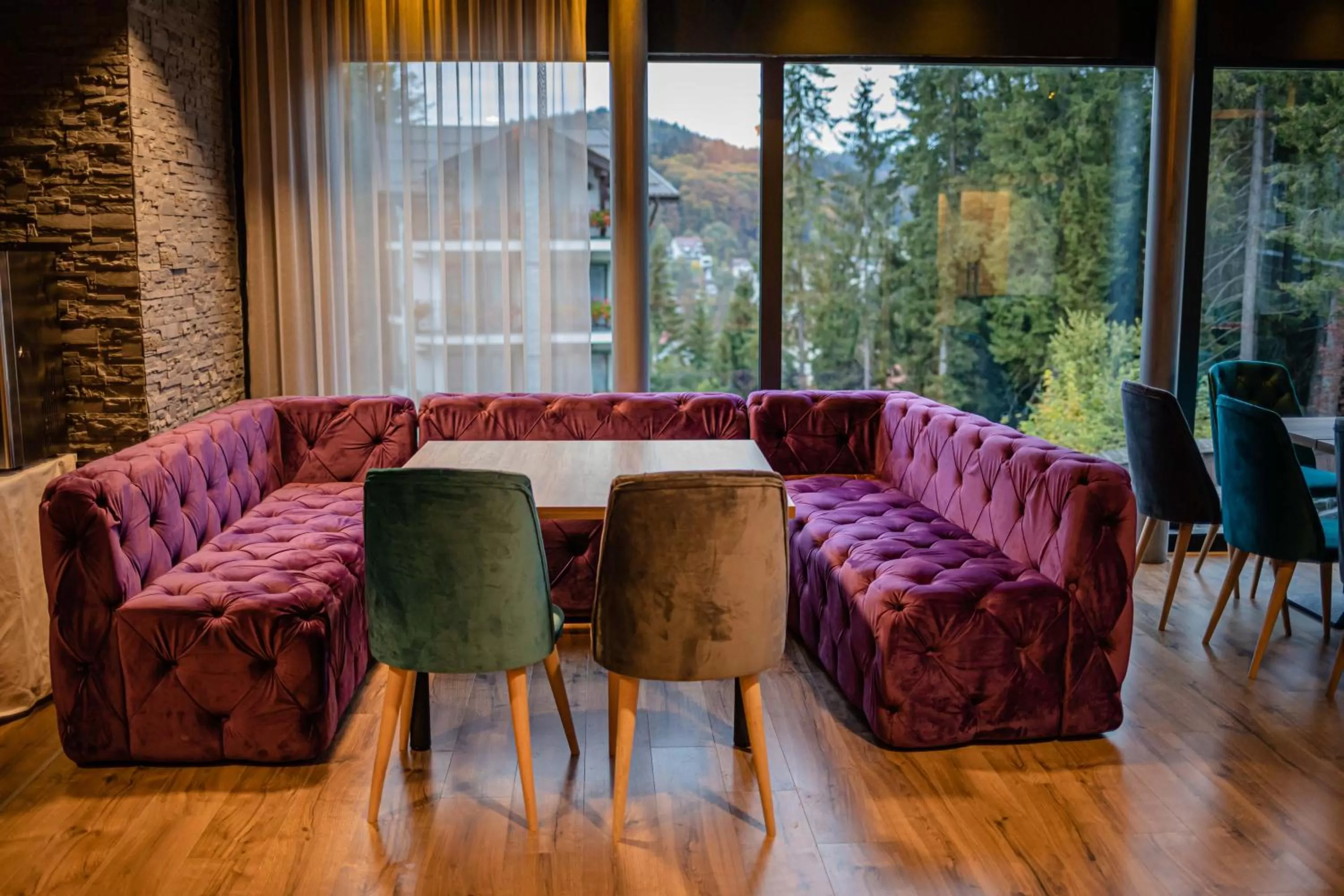 Restaurant/places to eat in Ursuletul Predeal