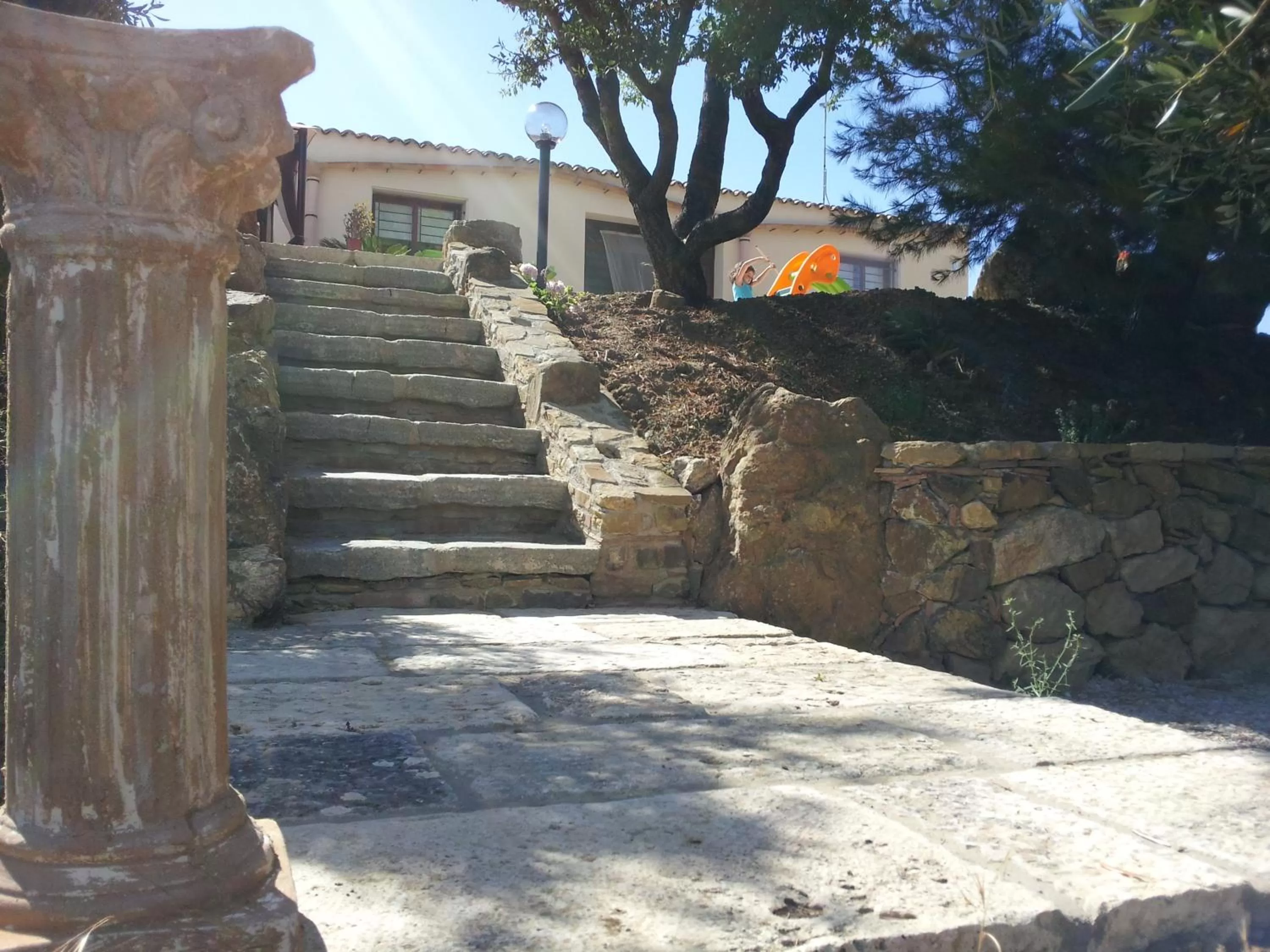 Facade/entrance in La Suite Di Segesta