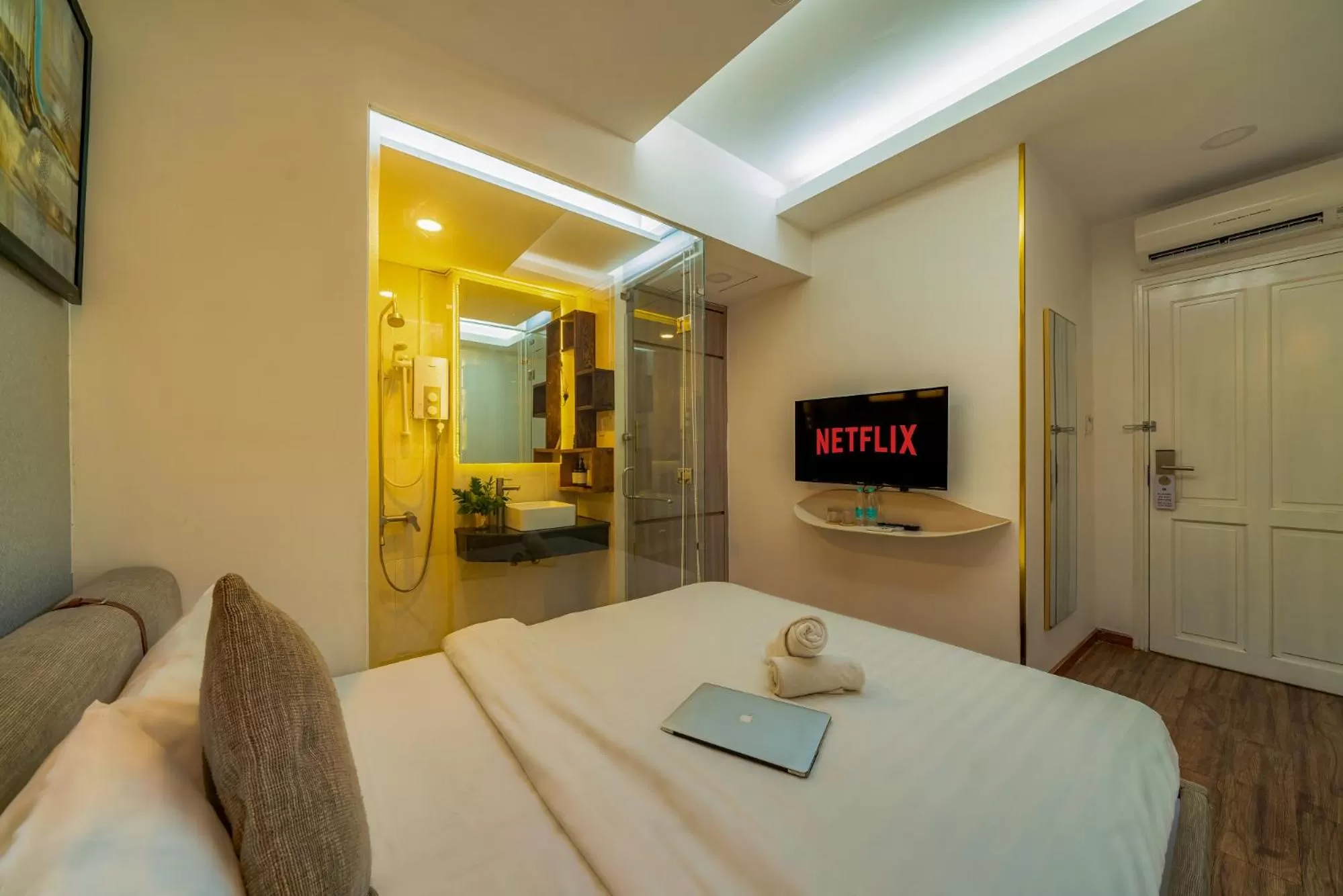 Bedroom, Bed in Cactusland Boutique Hotel