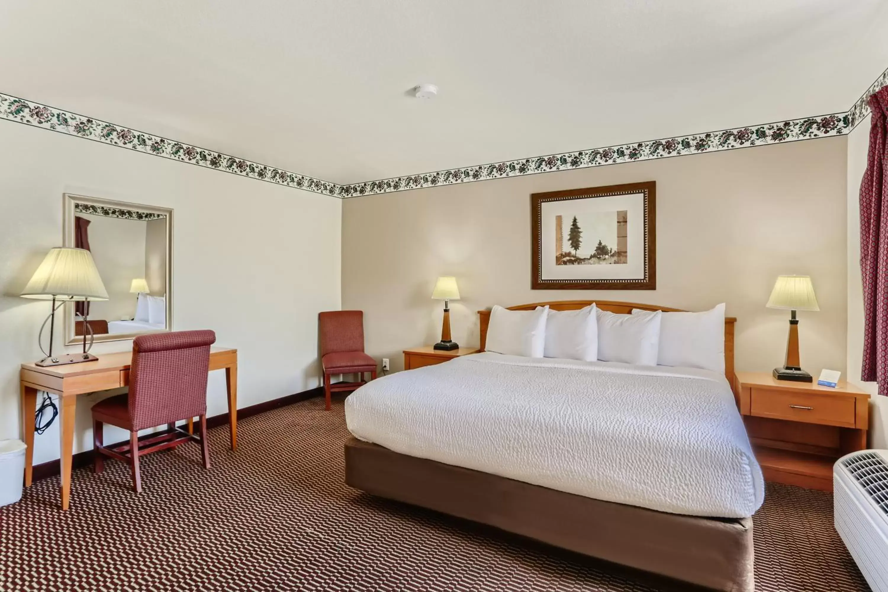 1 King Bed, Mobility/Hearing Accessible Room, Roll-In Shower, Non-Smoking in Baymont by Wyndham Loveland - Fort Collins Area 1 King Bed, Mobility/Hearing Accessible Room, Roll-In Shower, Non-Smoking in Baymont by Wyndham Loveland - Fort Collins Area