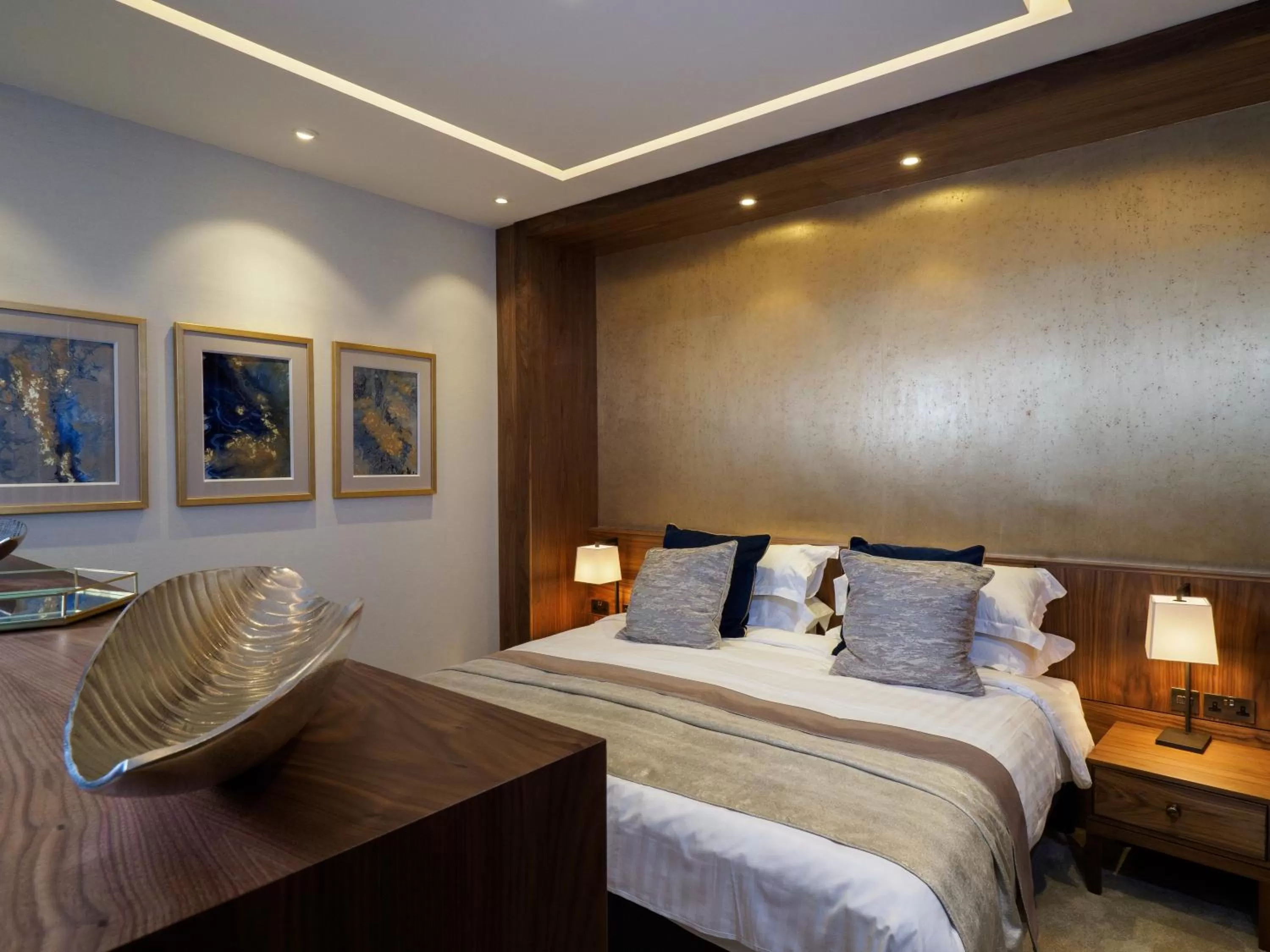 Bedroom, Bed in The Hotel at Mill Farm