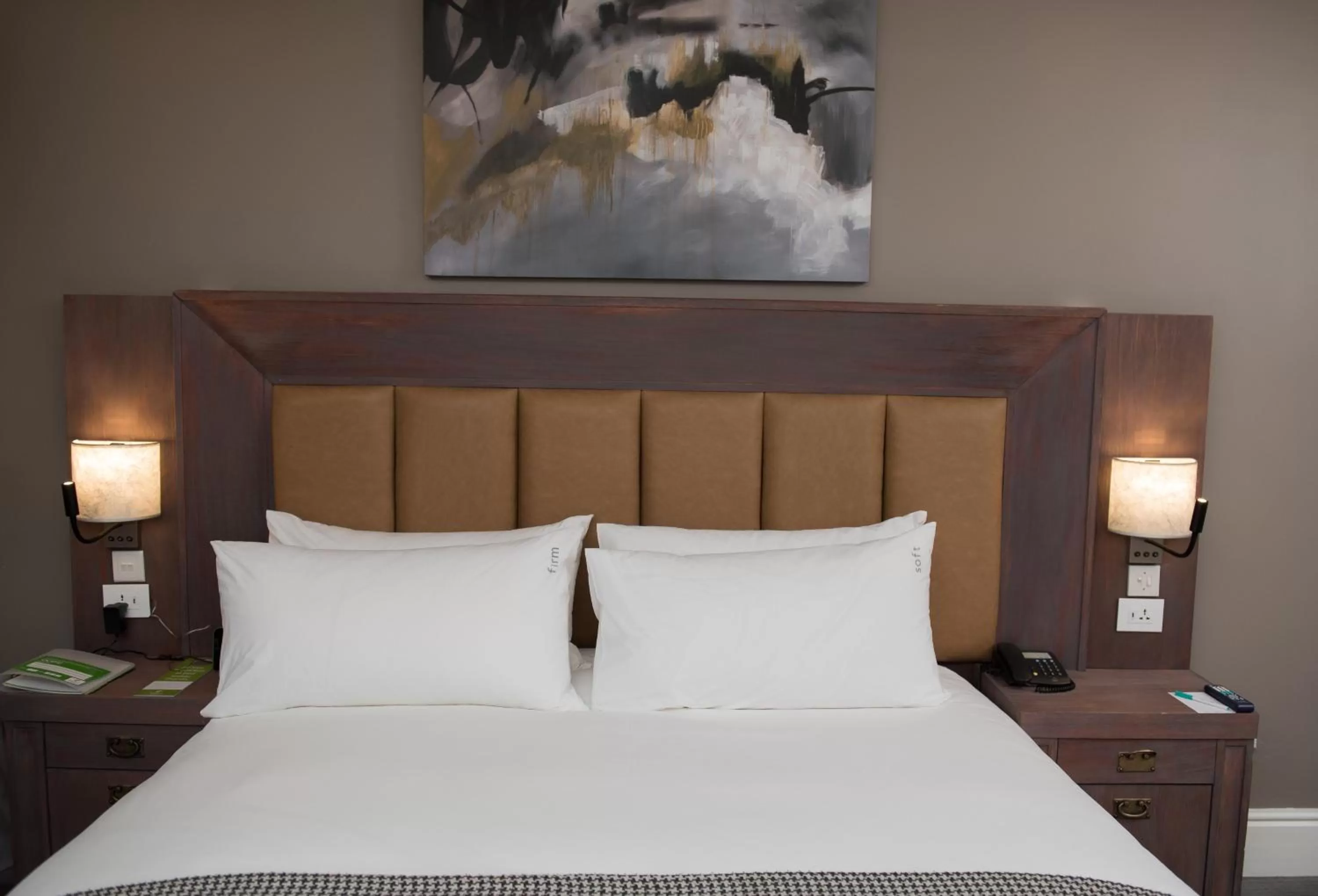 Photo of the whole room, Bed in Holiday Inn - Mutare by IHG