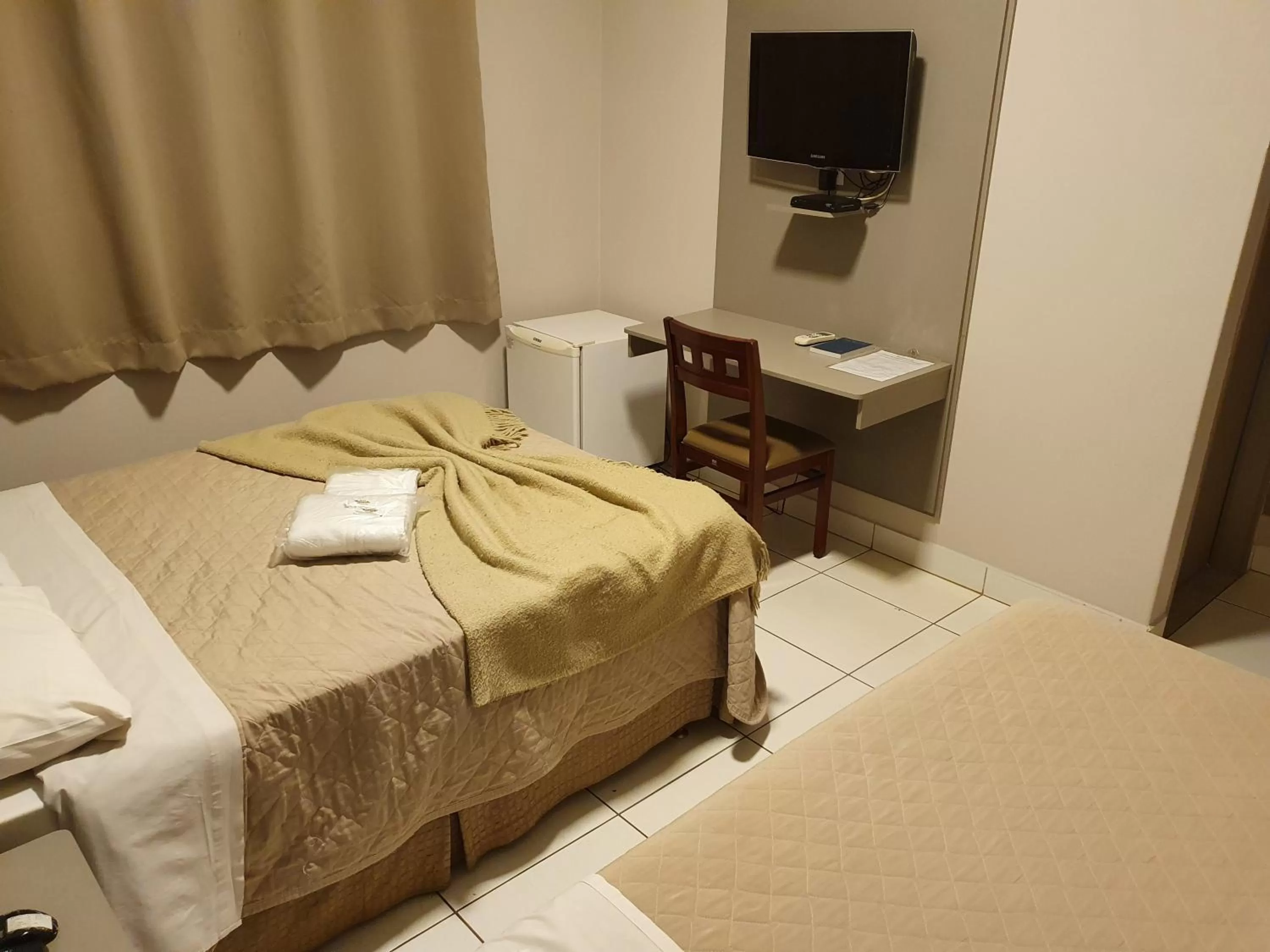 Bed in Hotel Recreio dos Bandeirantes