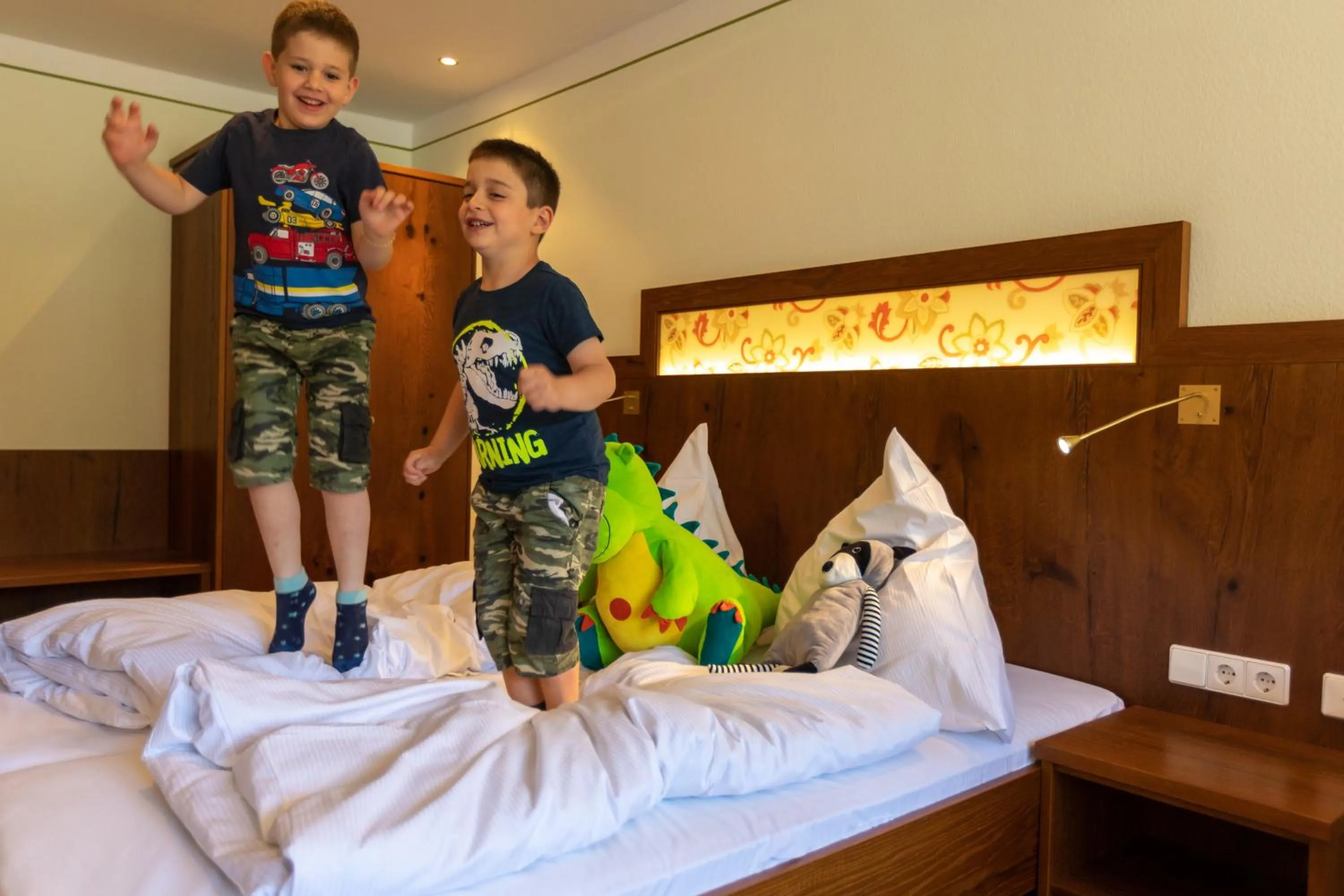 young children, Bed in Sackmann Wanderhotel