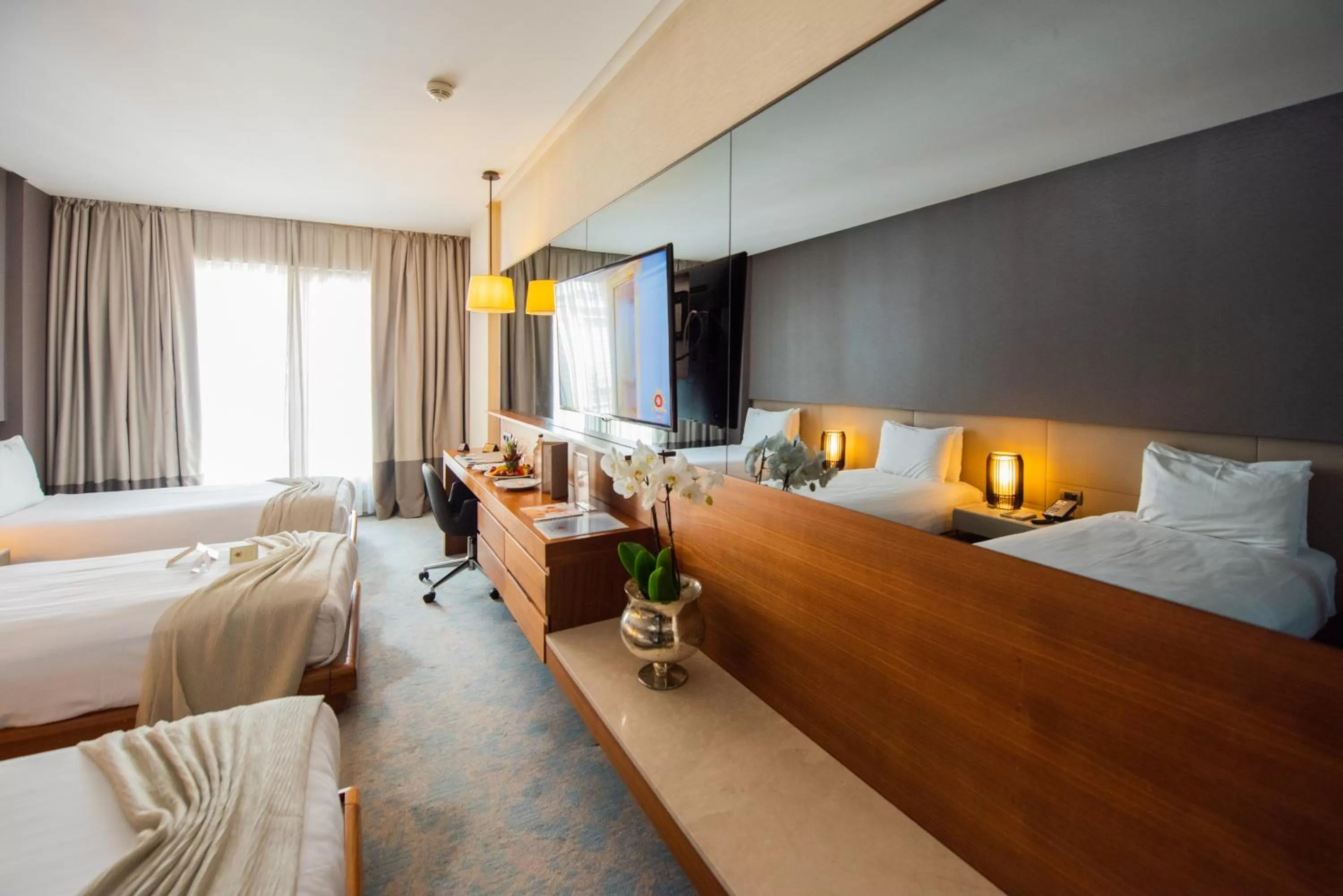 Bed in Dosso Dossi Hotels & SPA Downtown