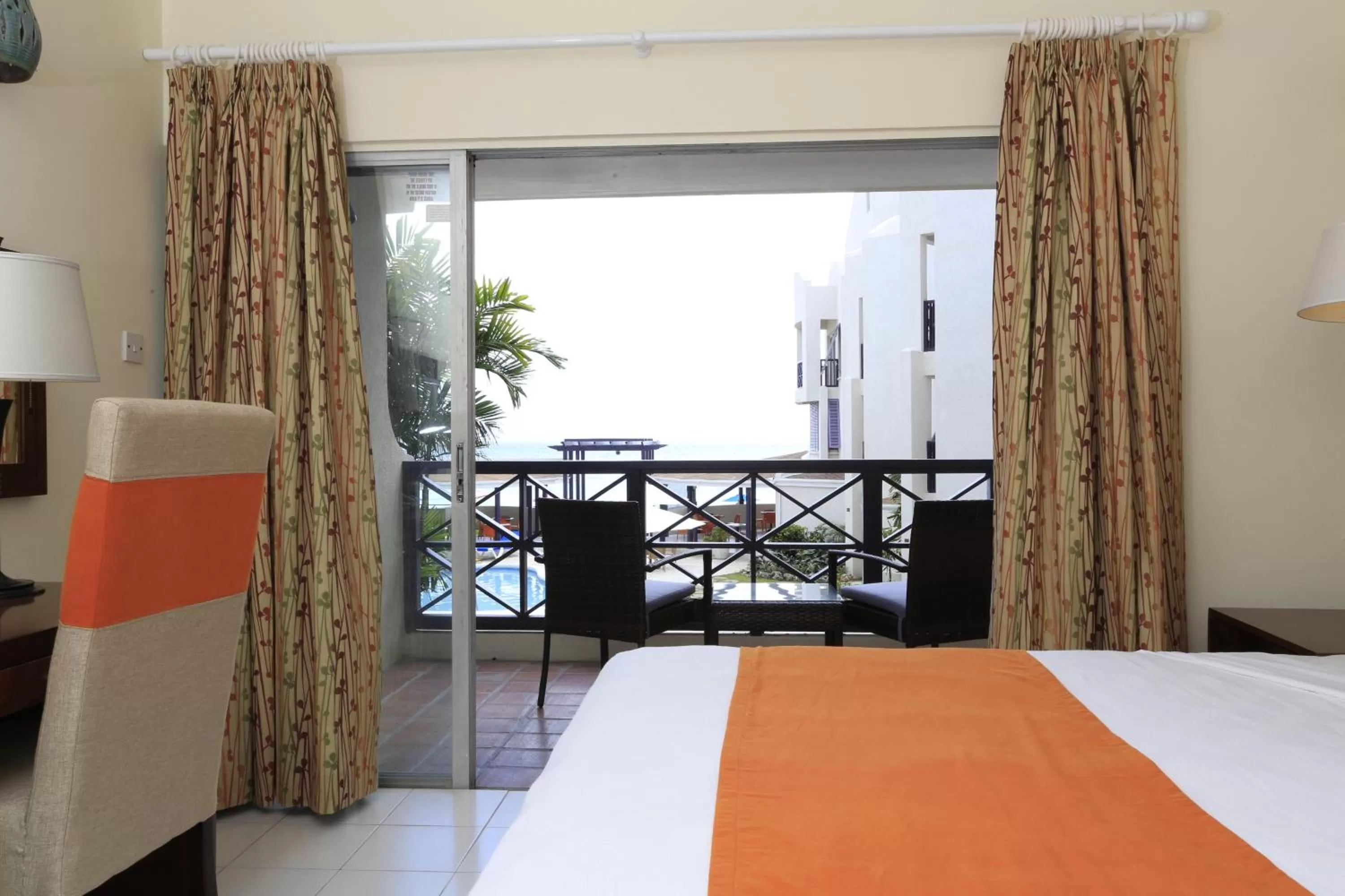 Bed in Infinity on the Beach