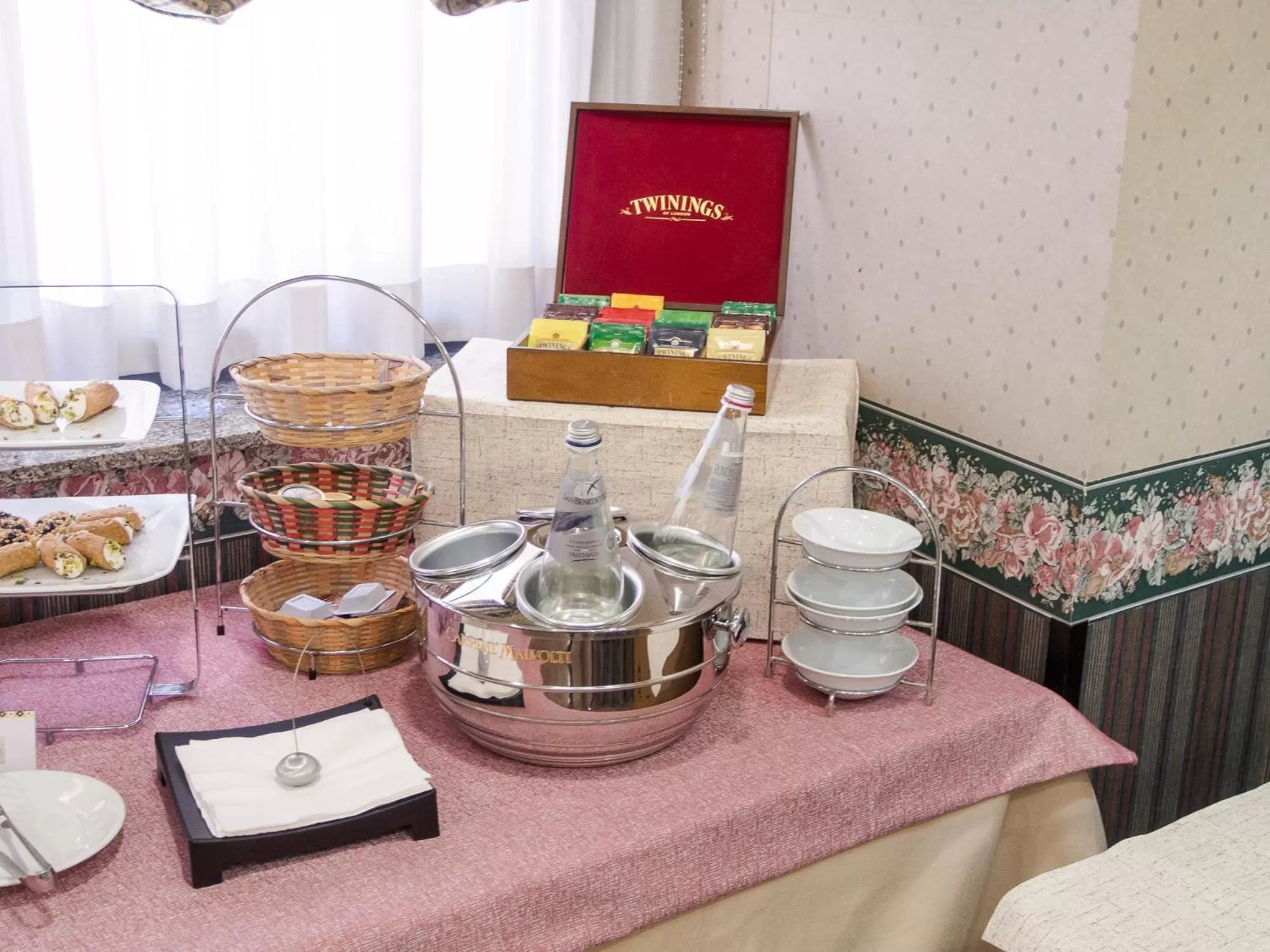 Breakfast in Hotel Kroma