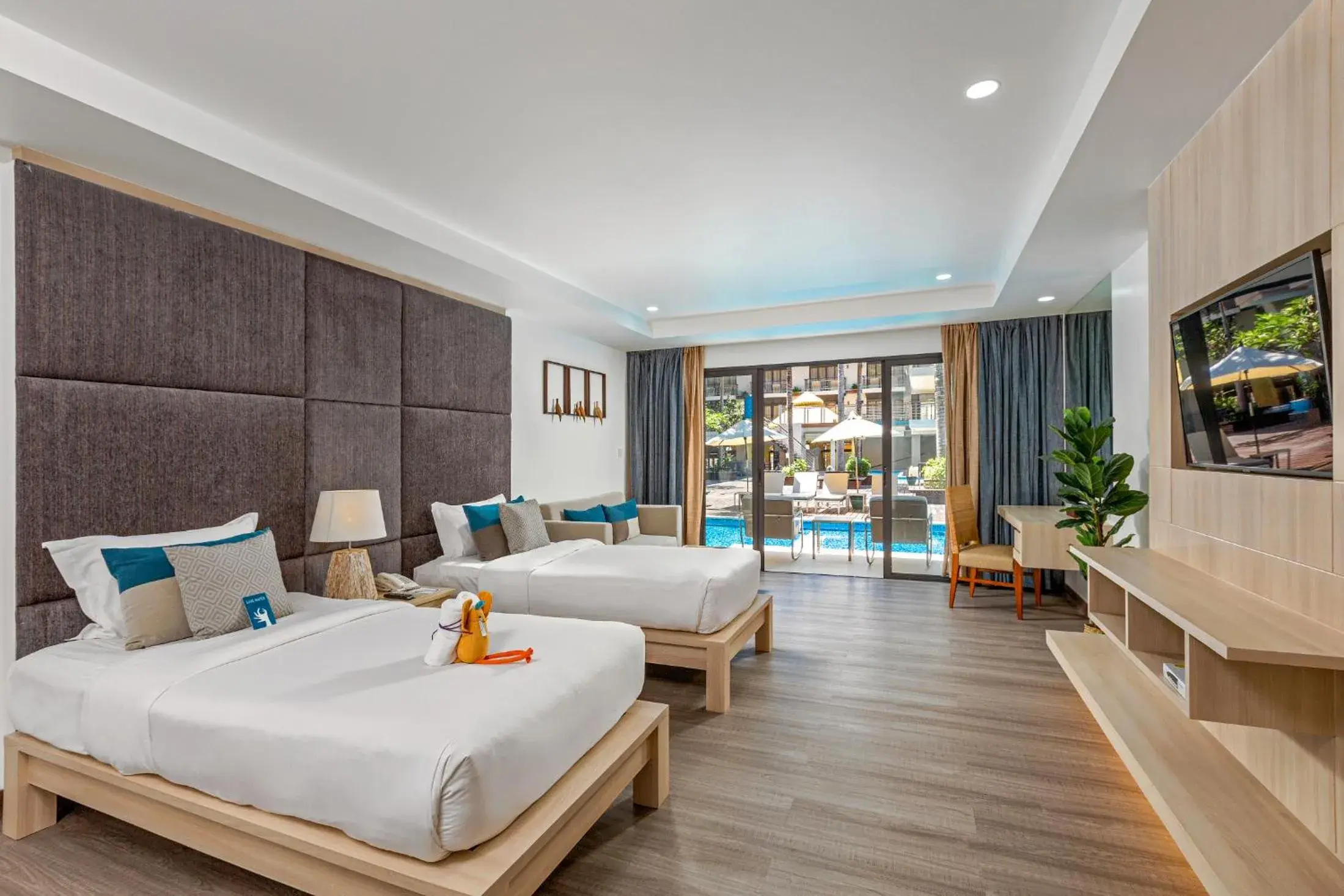 Deluxe Double or Twin Room with Pool Access in Baan Laimai Beach Resort & Spa - SHA Extra Plus Deluxe Double or Twin Room with Pool Access in Baan Laimai Beach Resort & Spa - SHA Extra Plus