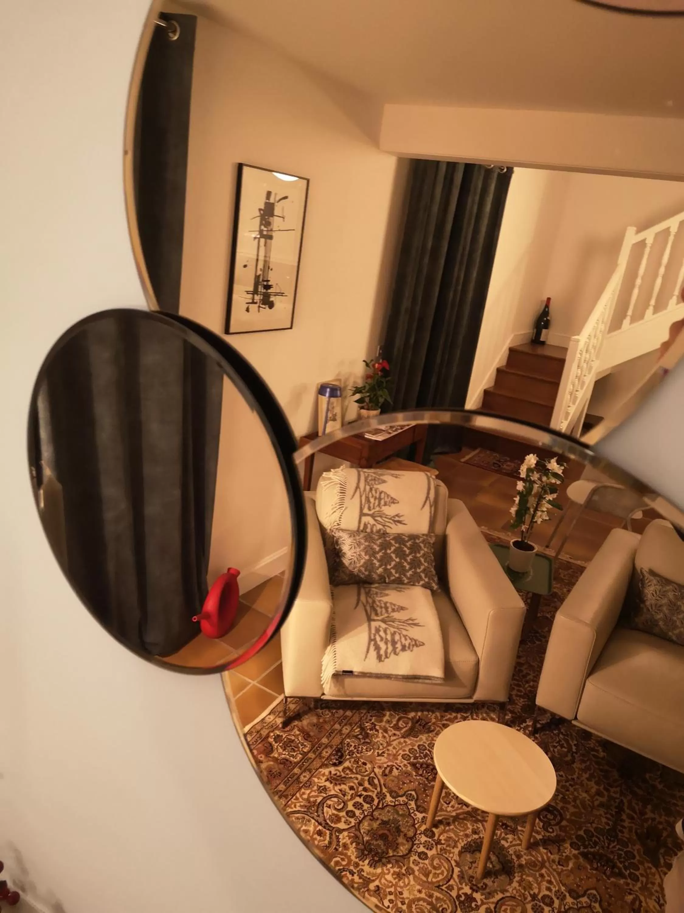 Living room, Seating Area in Maison et Florescence