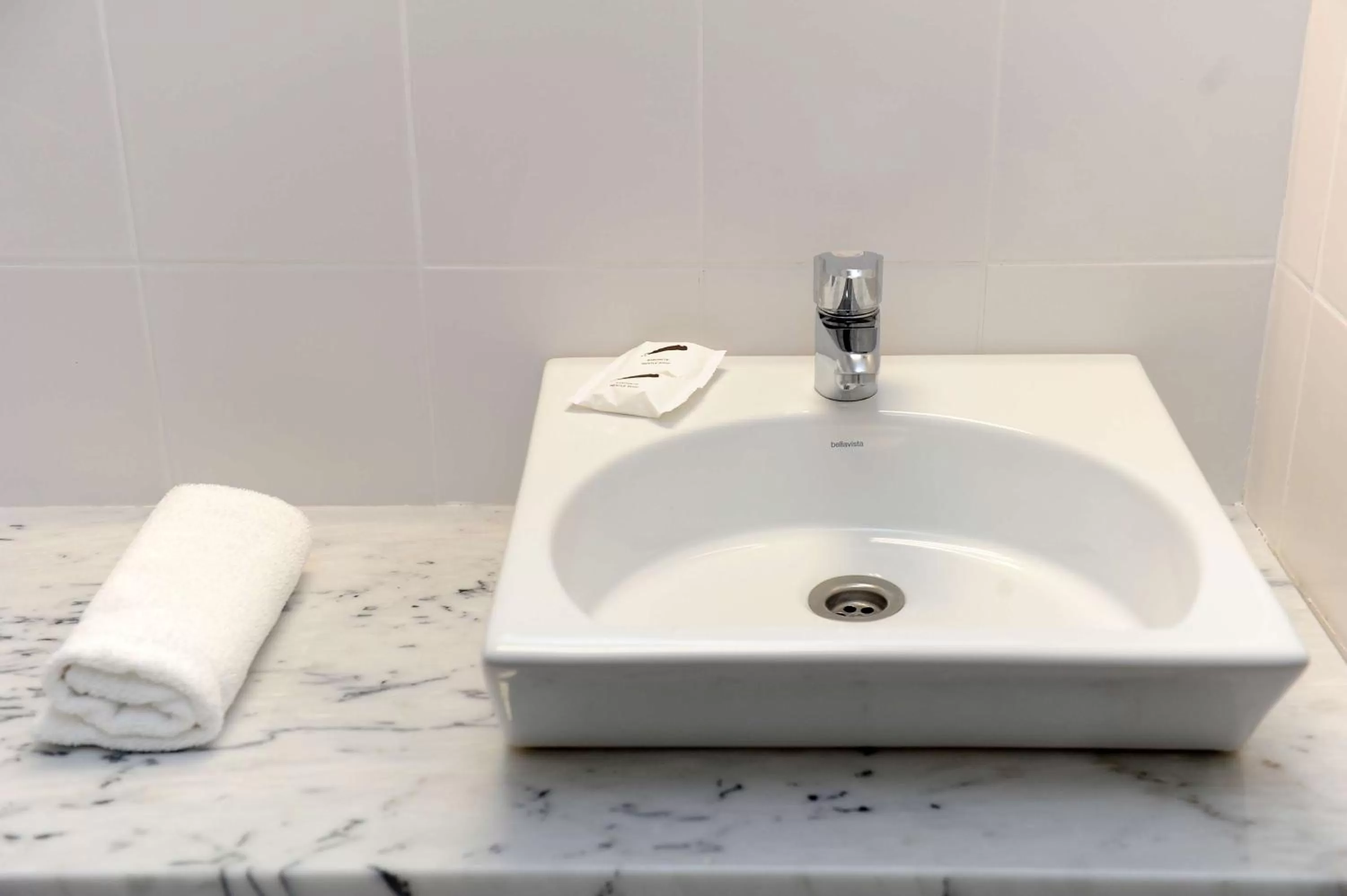 Bathroom in Dorisol Estrelicia Hotel