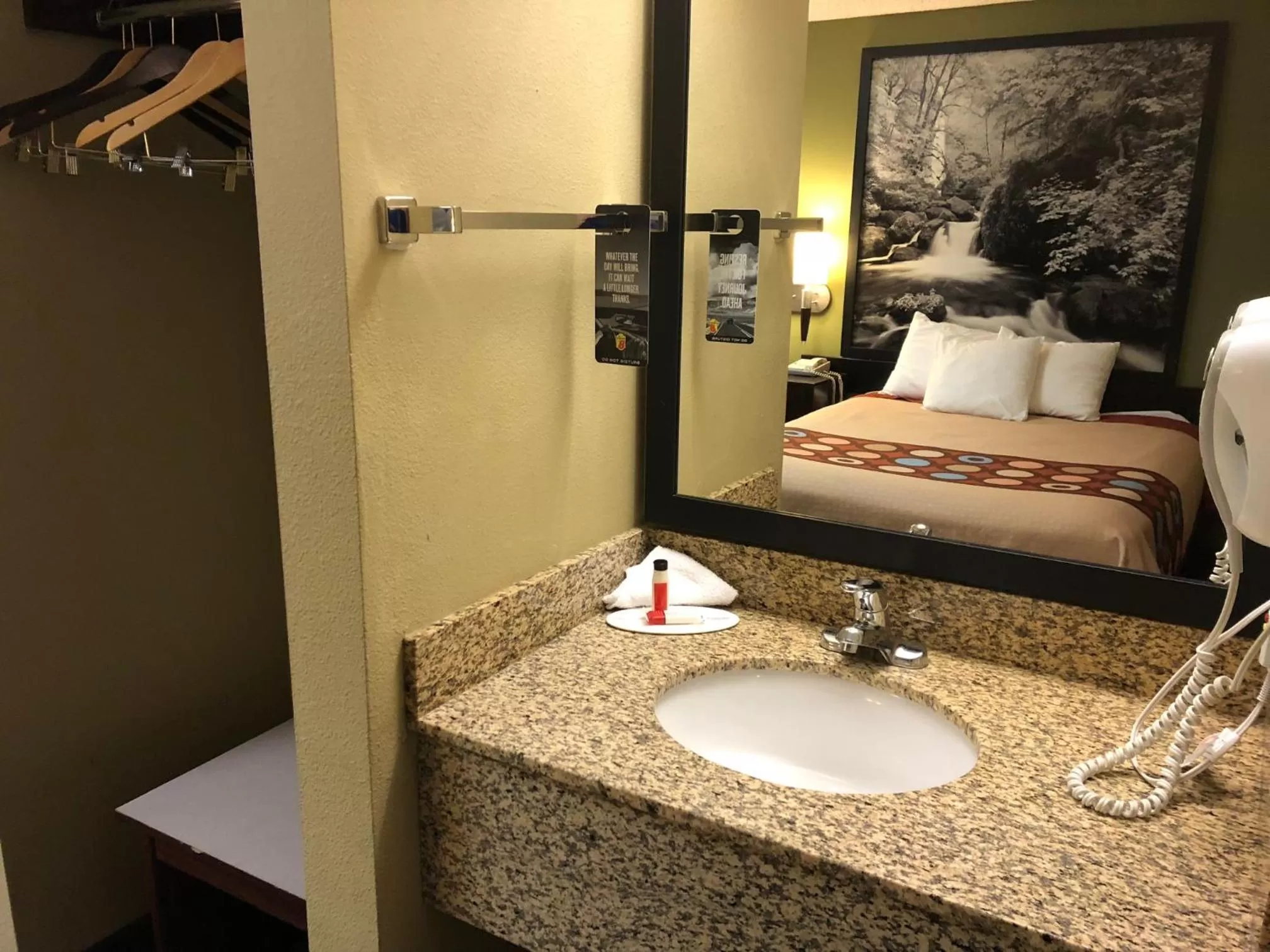 Bathroom, Bed in Super 8 by Wyndham LaGrande