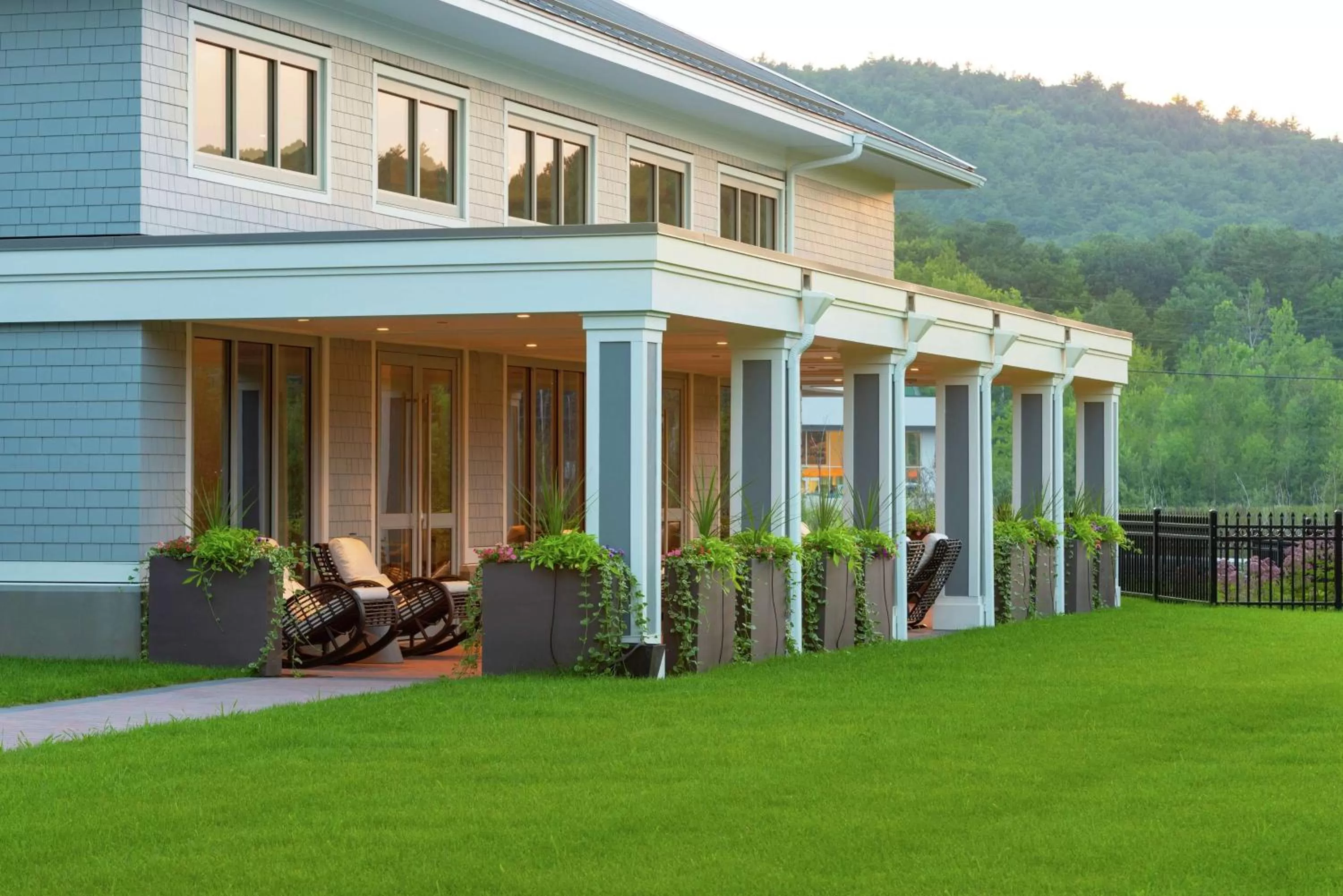 Patio in Hilton Garden Inn Hanover Lebanon