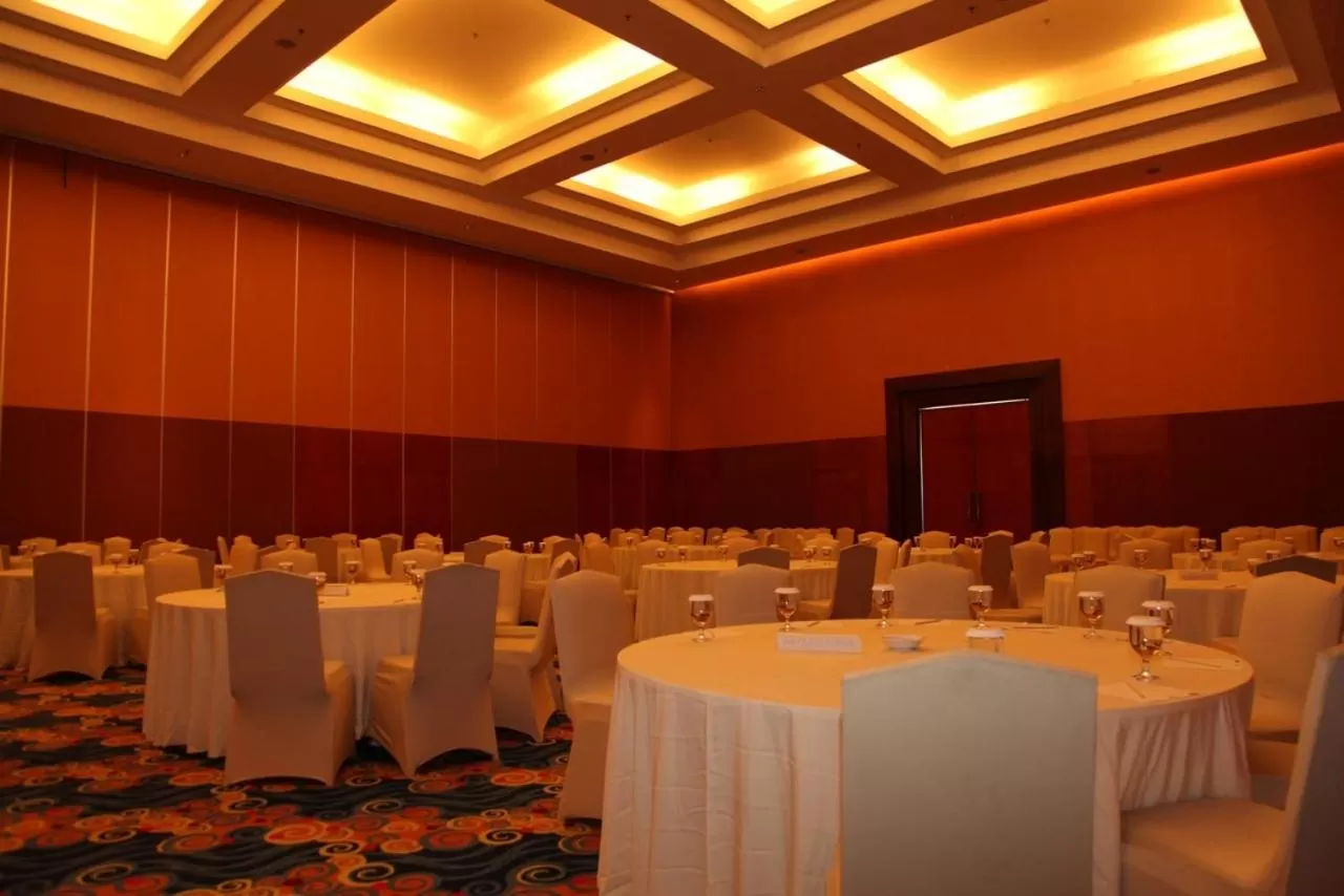 Business facilities in The Natsepa Resort and Conference Center