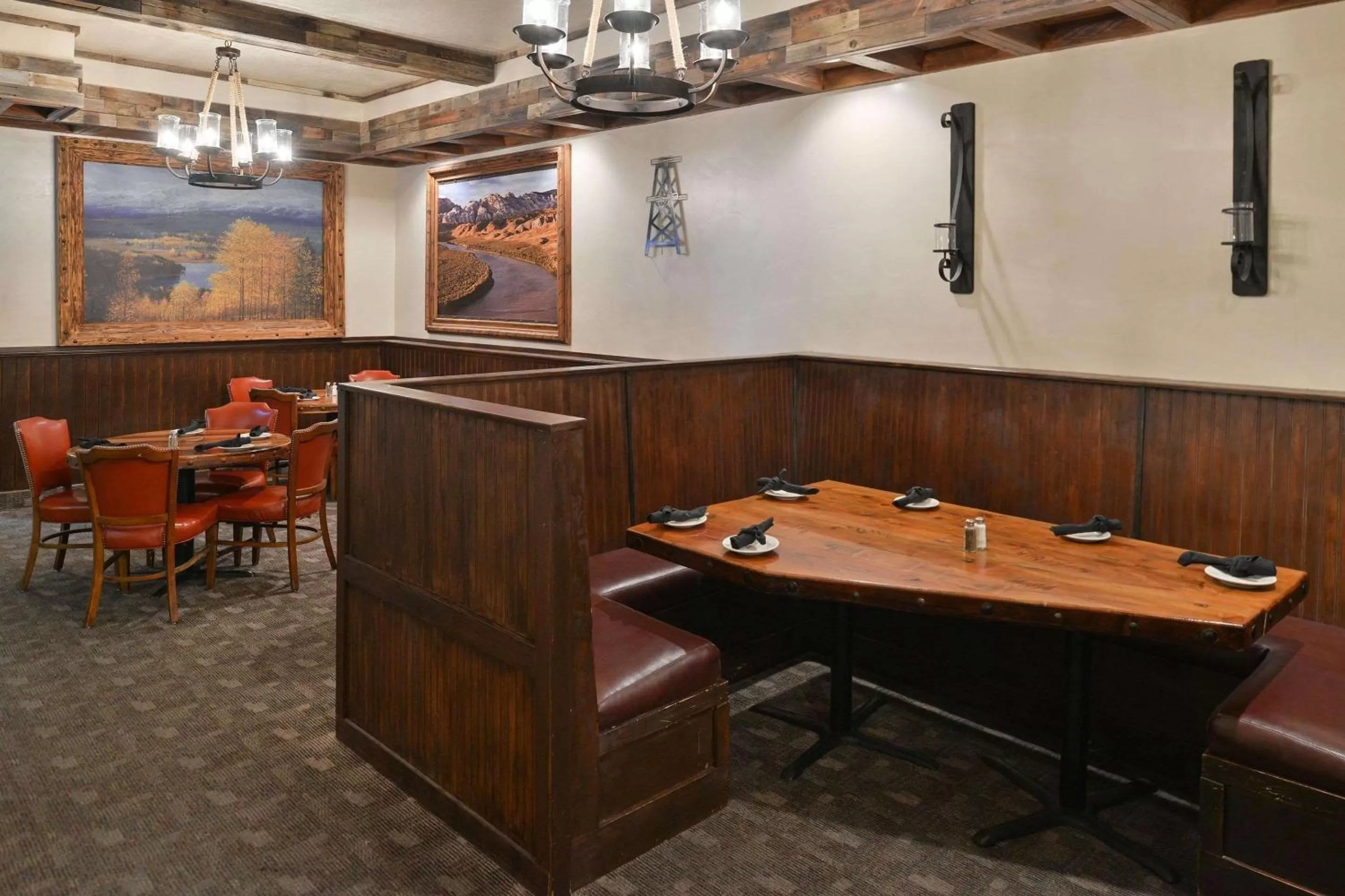 Restaurant/places to eat in Quality Inn Vernal near Dinosaur National Monument