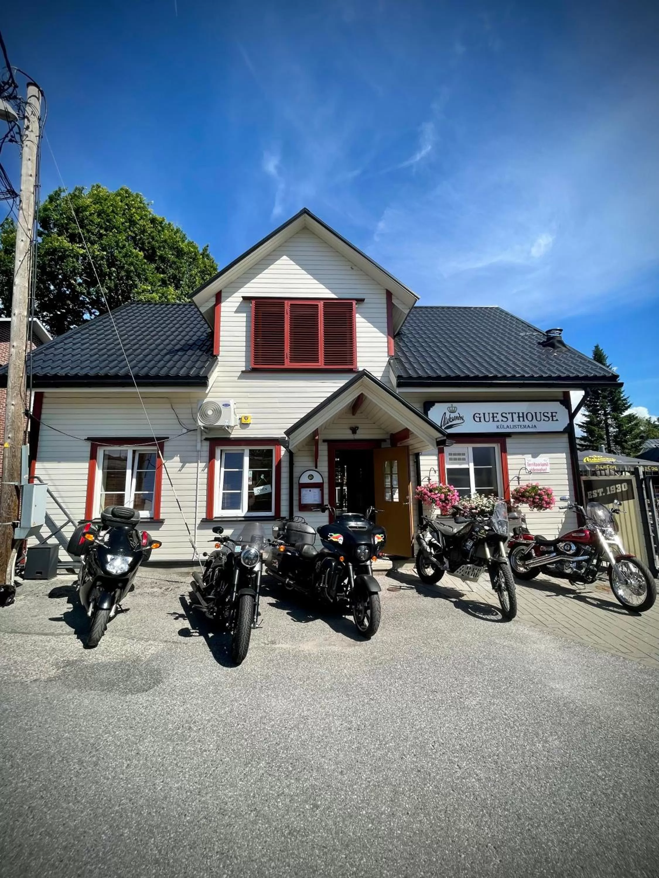 Property Building in Aleksandri Guesthouse