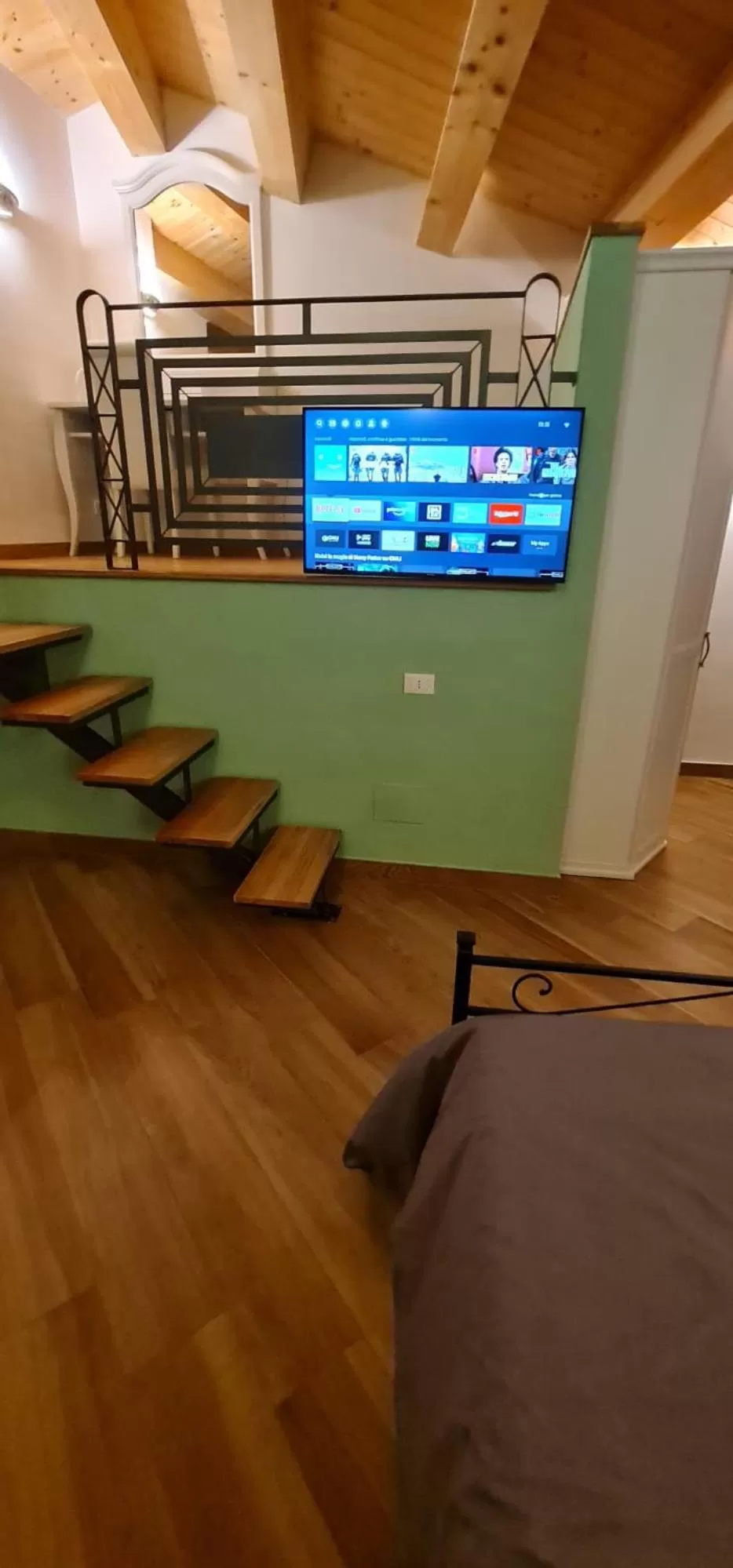 TV and multimedia, Bed in IL MASCHERONE