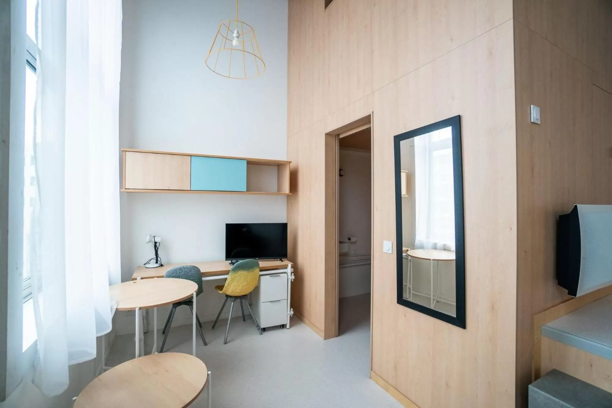 TV and multimedia in Ecla Paris Noisy-le-Grand