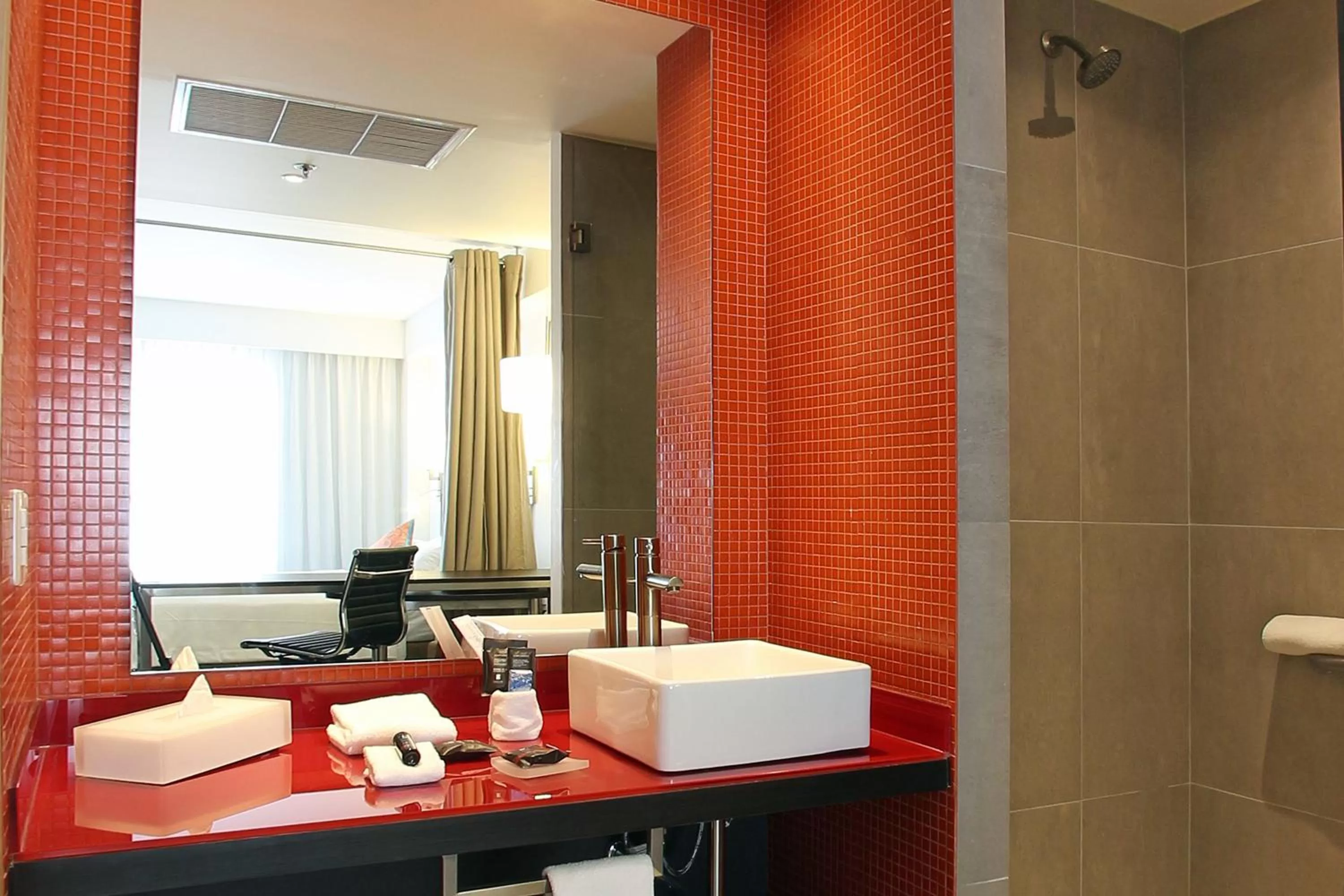 Photo of the whole room in Fiesta Inn Queretaro