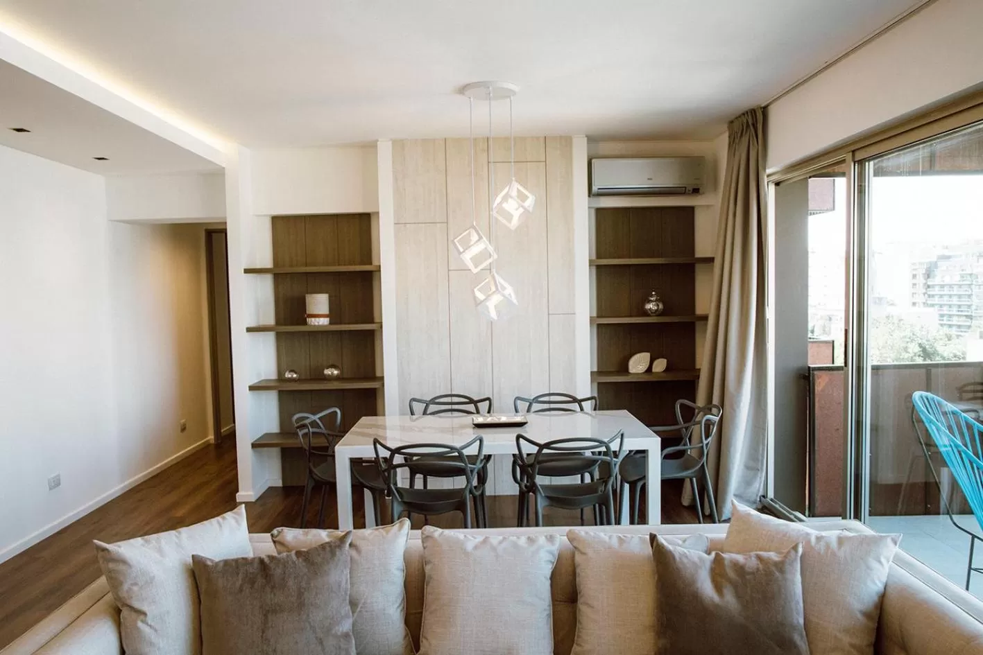 Dining area in Nido at Quartier Dorrego