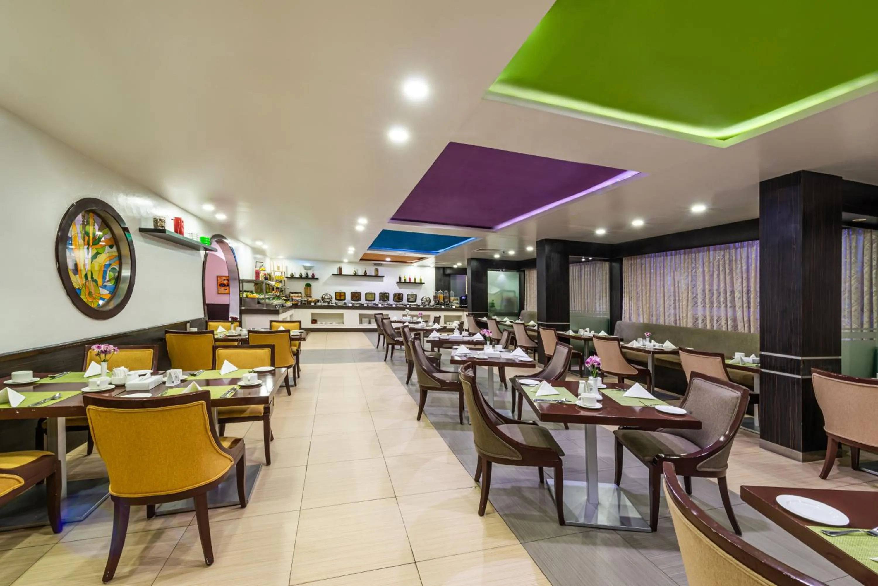Restaurant/places to eat in Mena Hotel Nasiriah Riyadh
