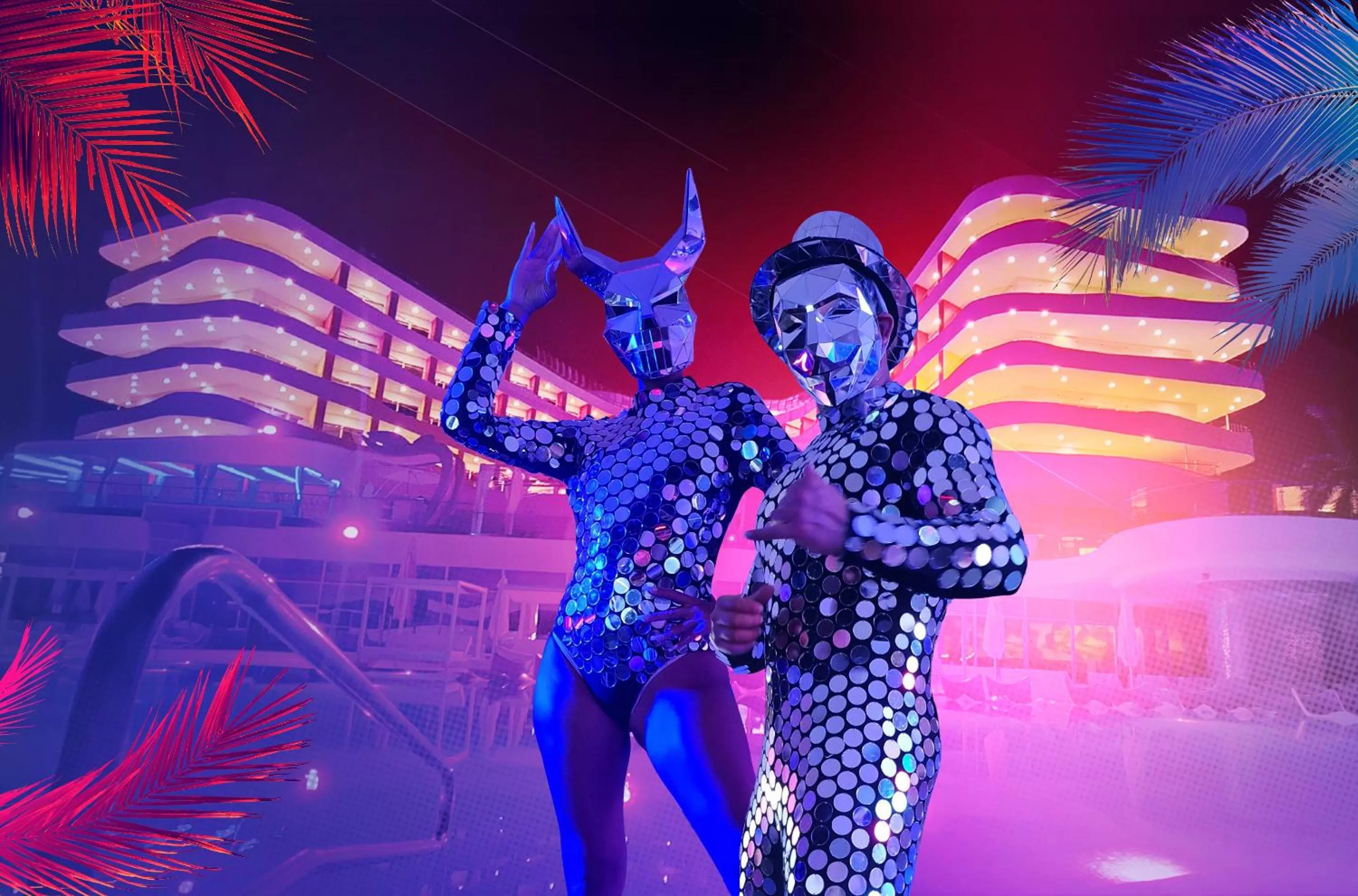 Evening entertainment in Temptation Cancun Resort - All Inclusive - Adults Only