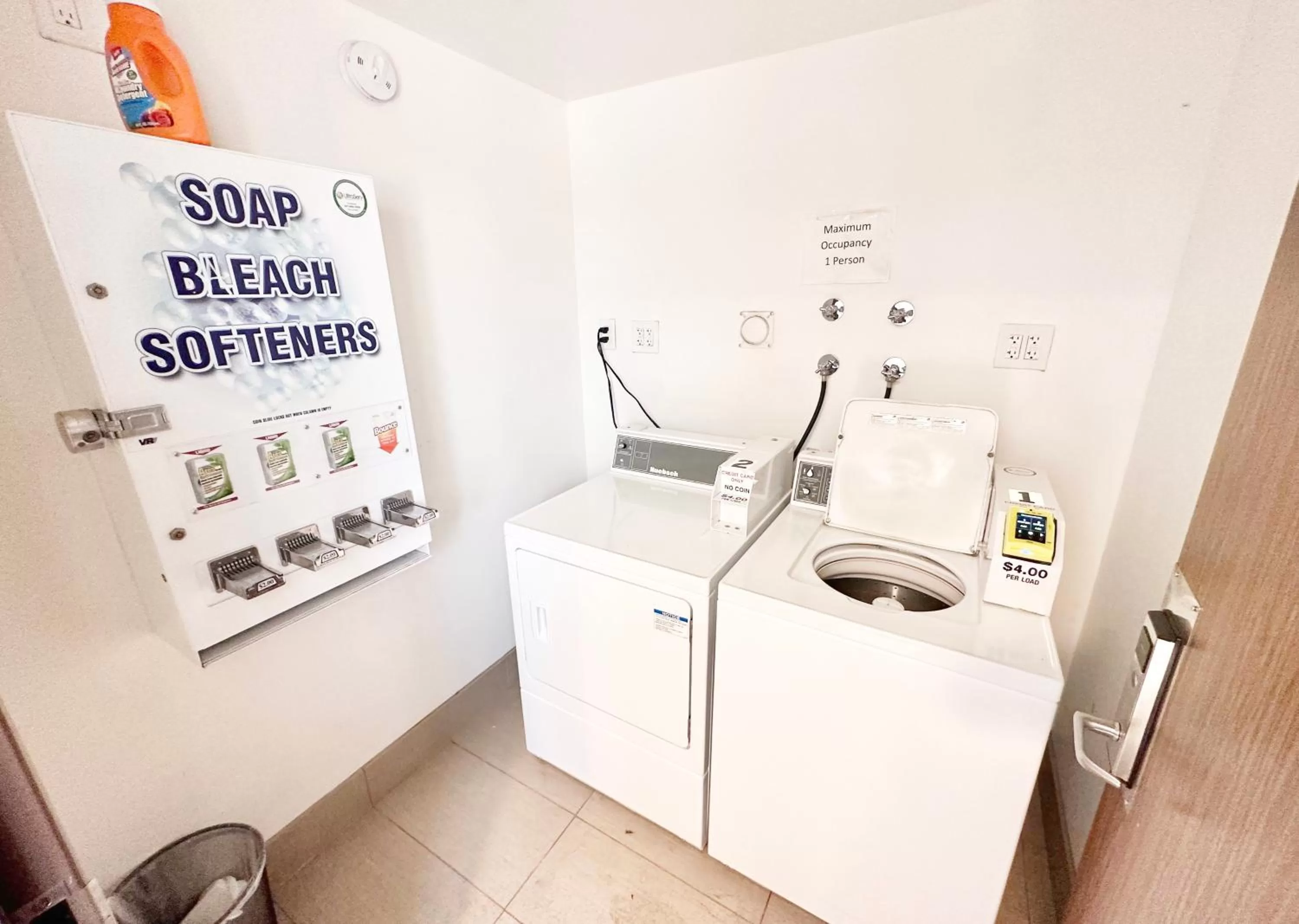 washing machine in Lincoln Hotel Monterey Park Los Angeles