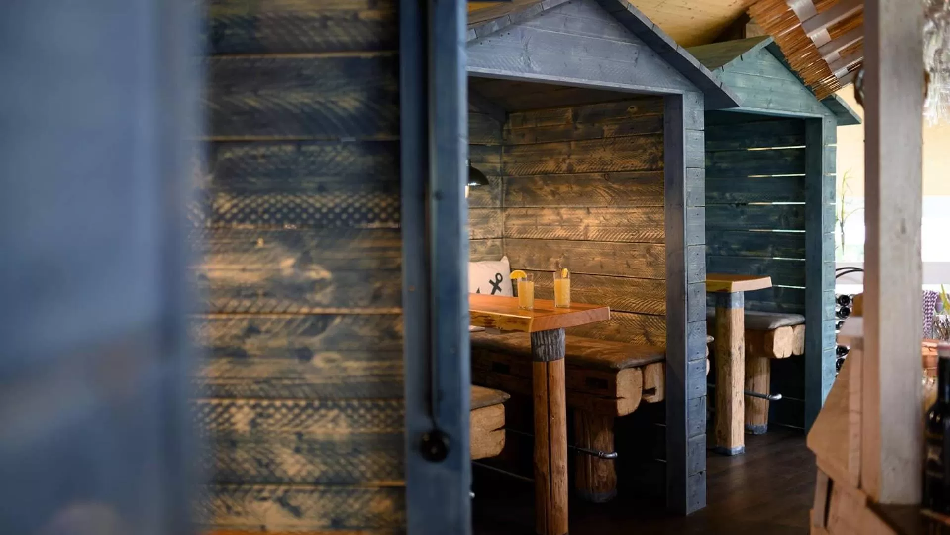 Alcoholic drinks in Hotel Am Medemufer