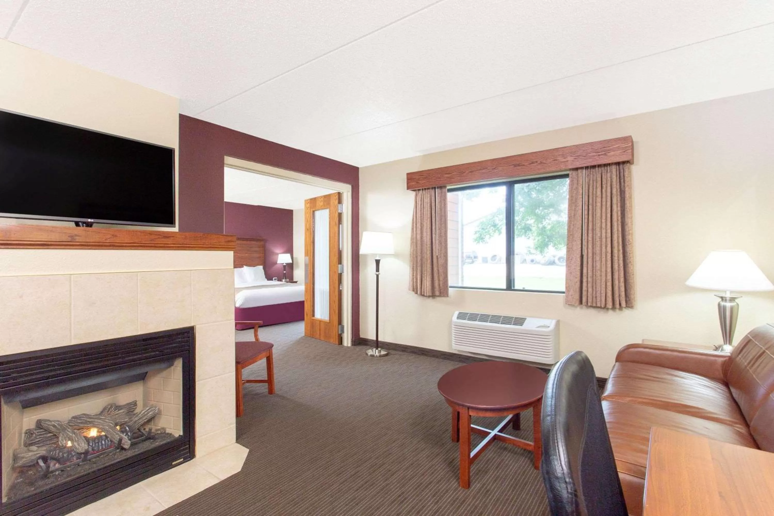 Photo of the whole room in AmericInn by Wyndham New London