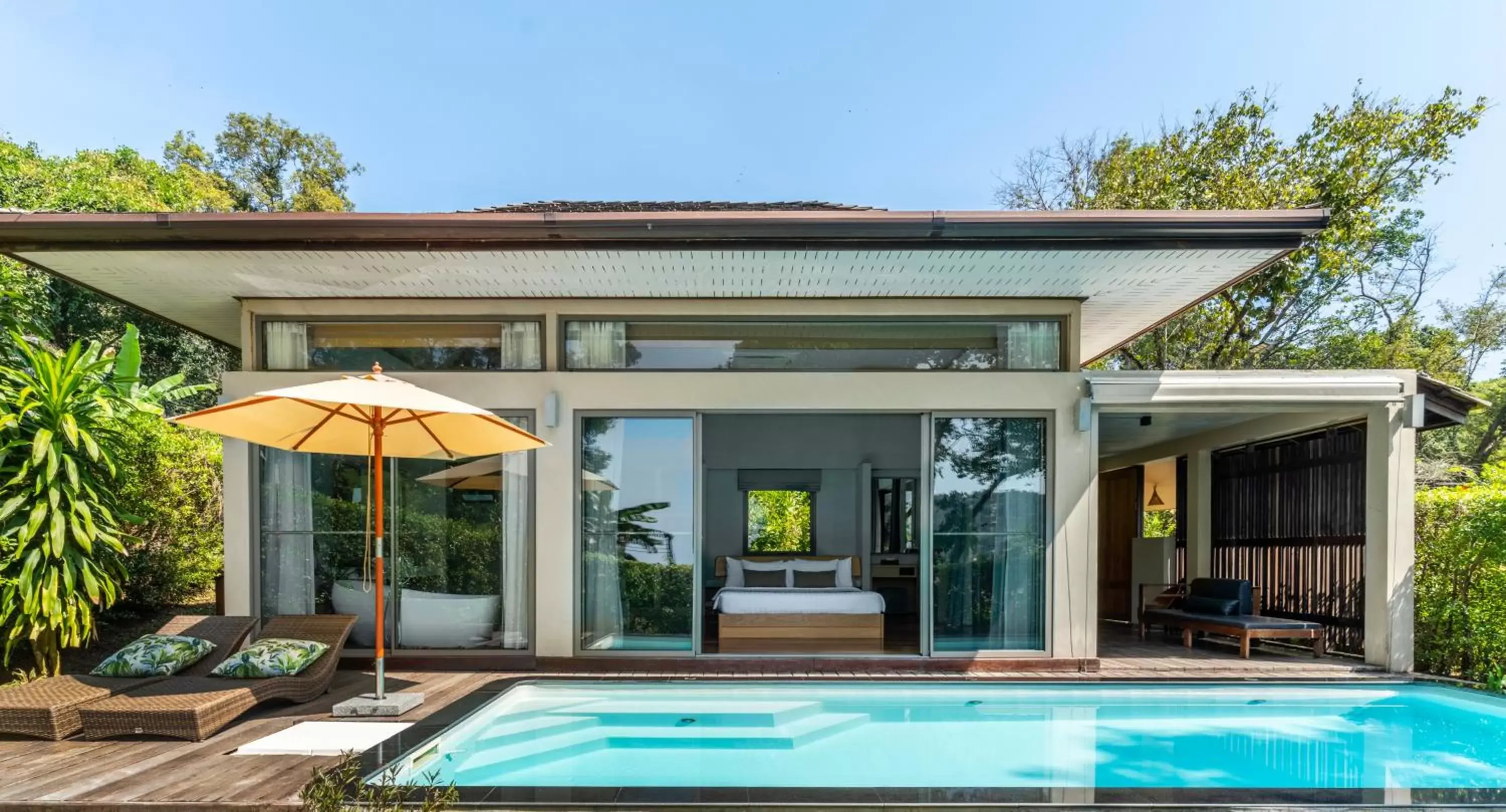 Tropical Hill View Pool Villa in The Beach Natural Resort Koh Kood Tropical Hill View Pool Villa in The Beach Natural Resort Koh Kood