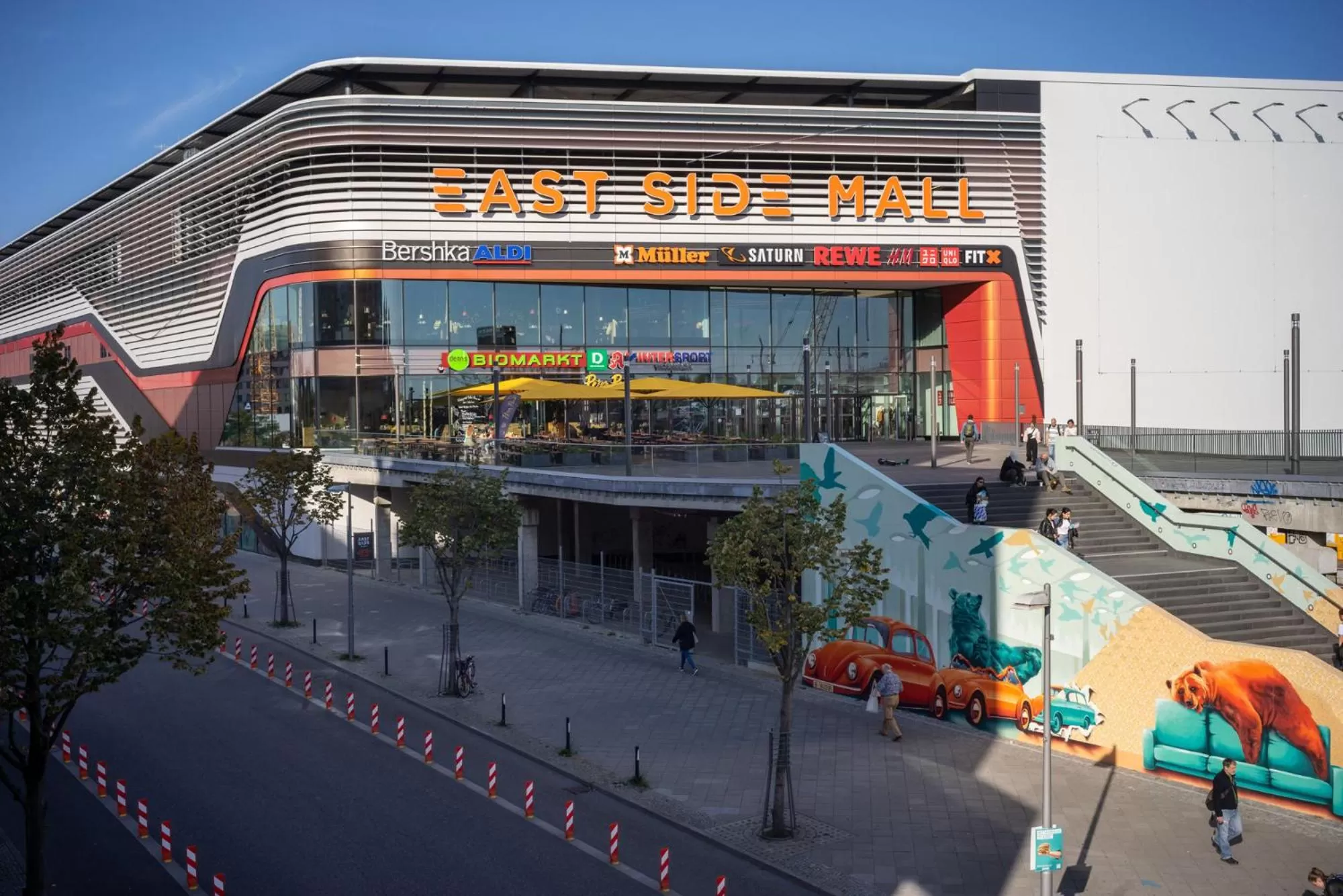 Schulz Hotel Berlin Wall at the East Side Gallery