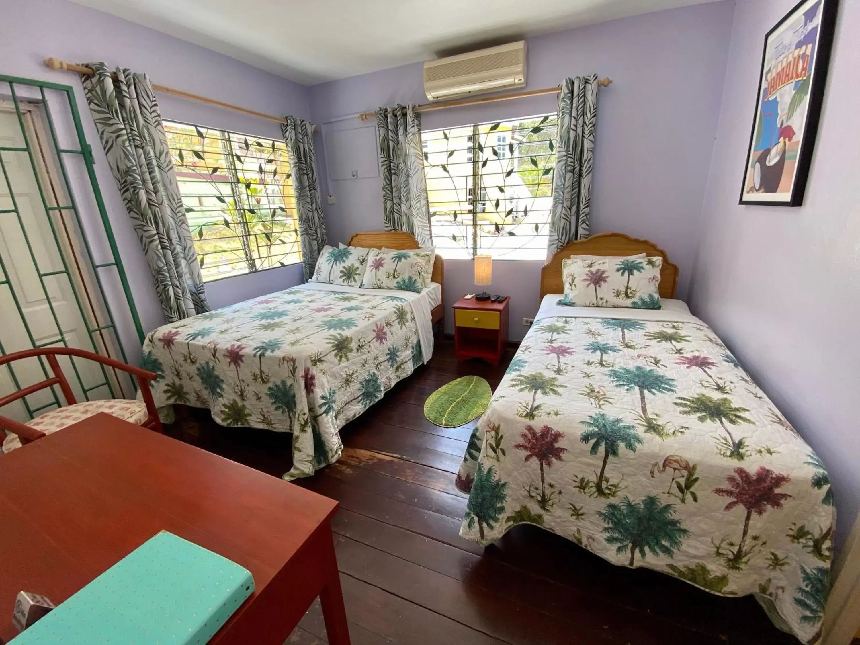 Basic Triple Room in The Blue Orchid B&B Basic Triple Room in The Blue Orchid B&B