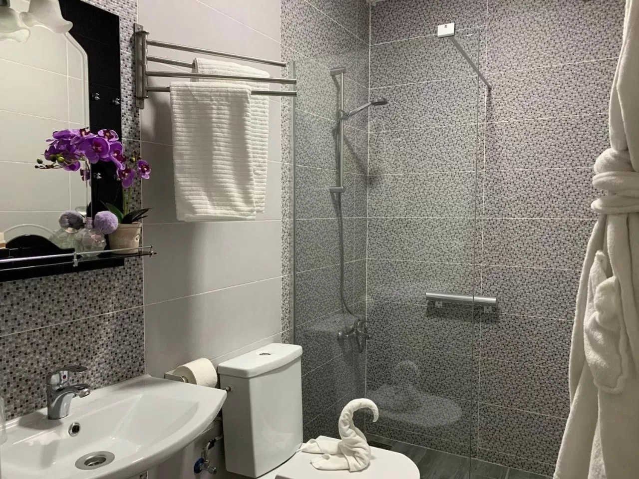 Bathroom in Appart Hotel Monaco