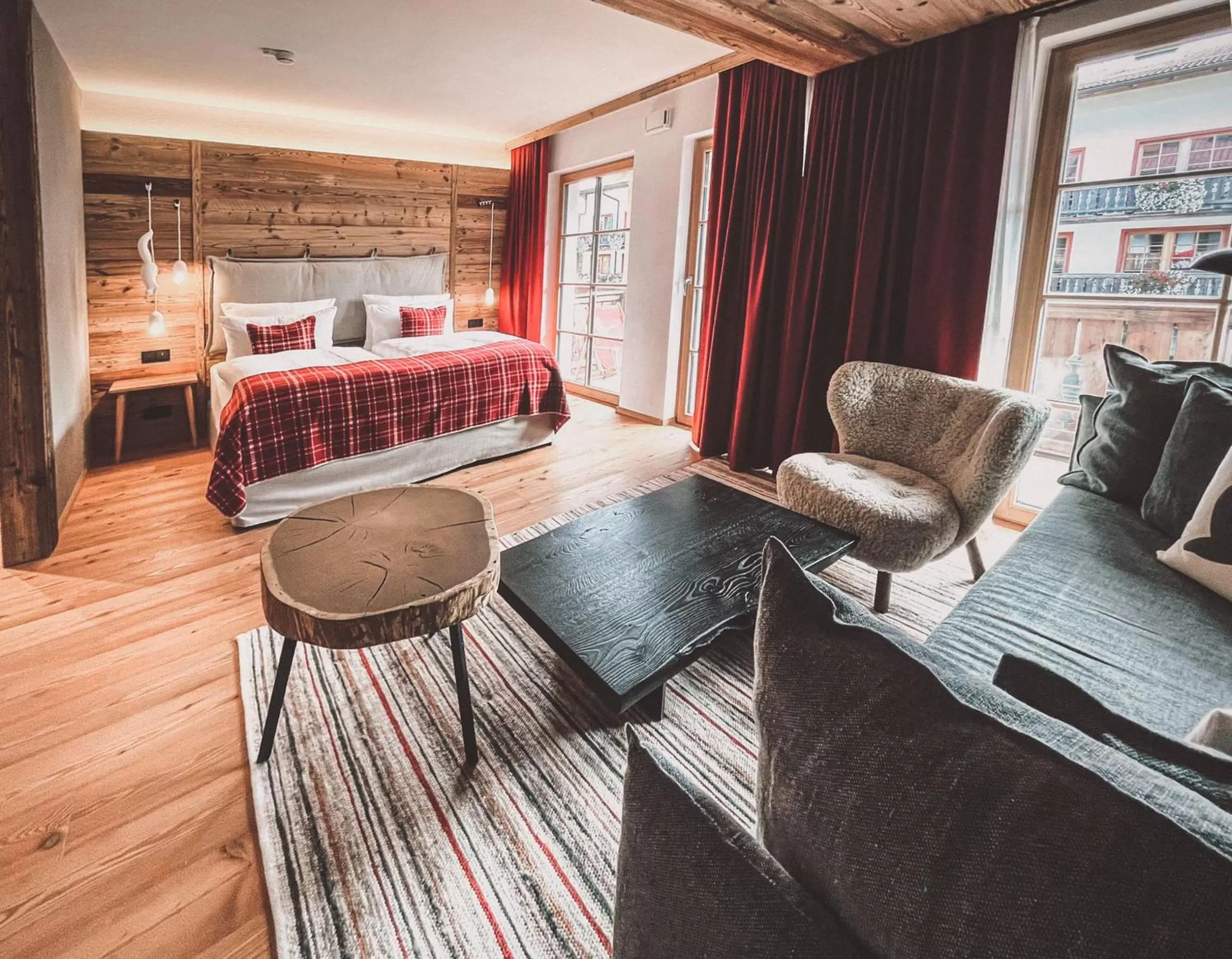 Staff, Bed in Das Achental Resort