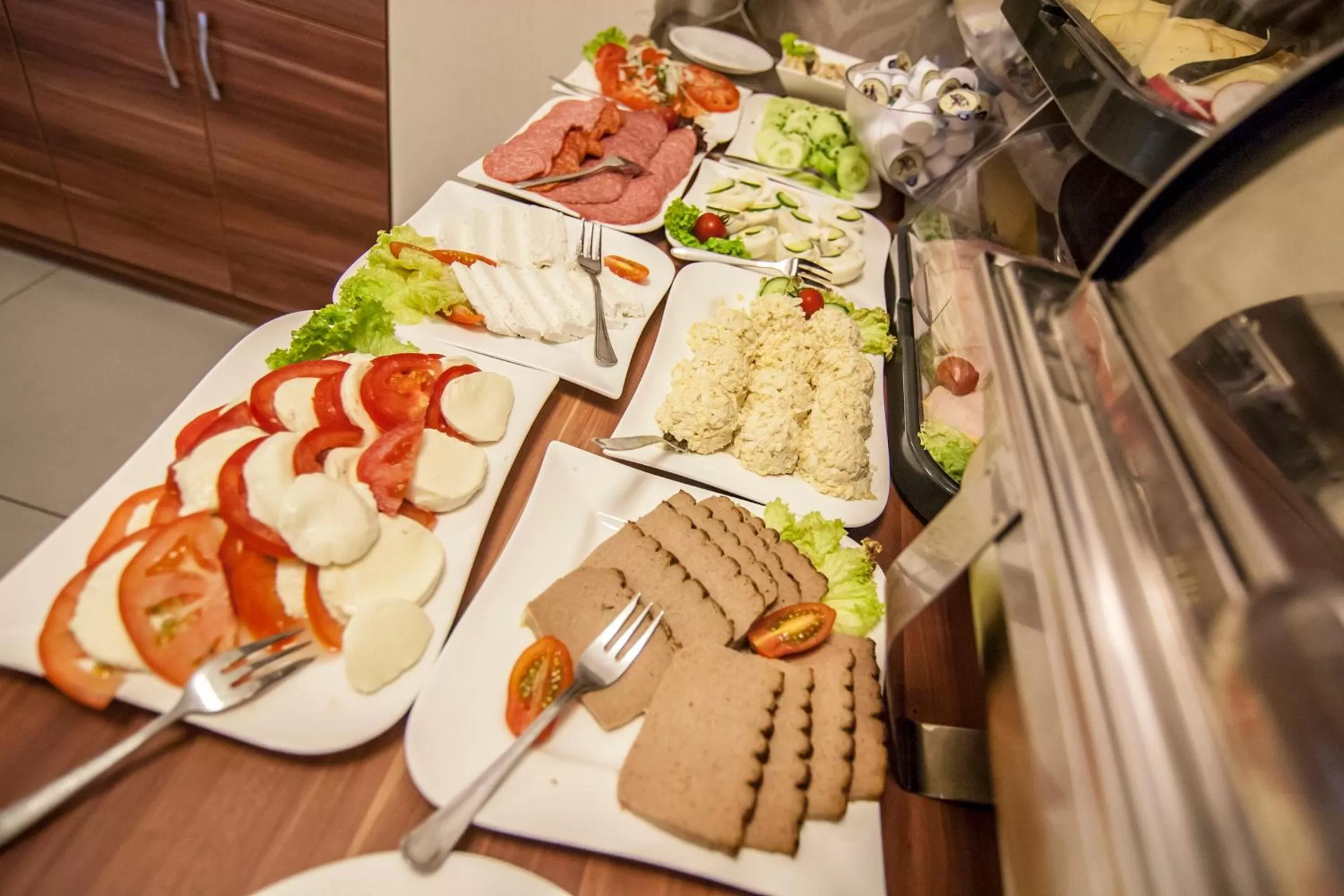 Restaurant/places to eat in Hotel Miodowa