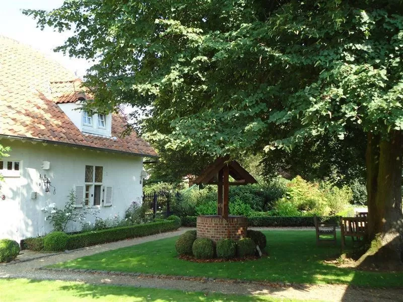 Facade/entrance, Garden in de Bosch