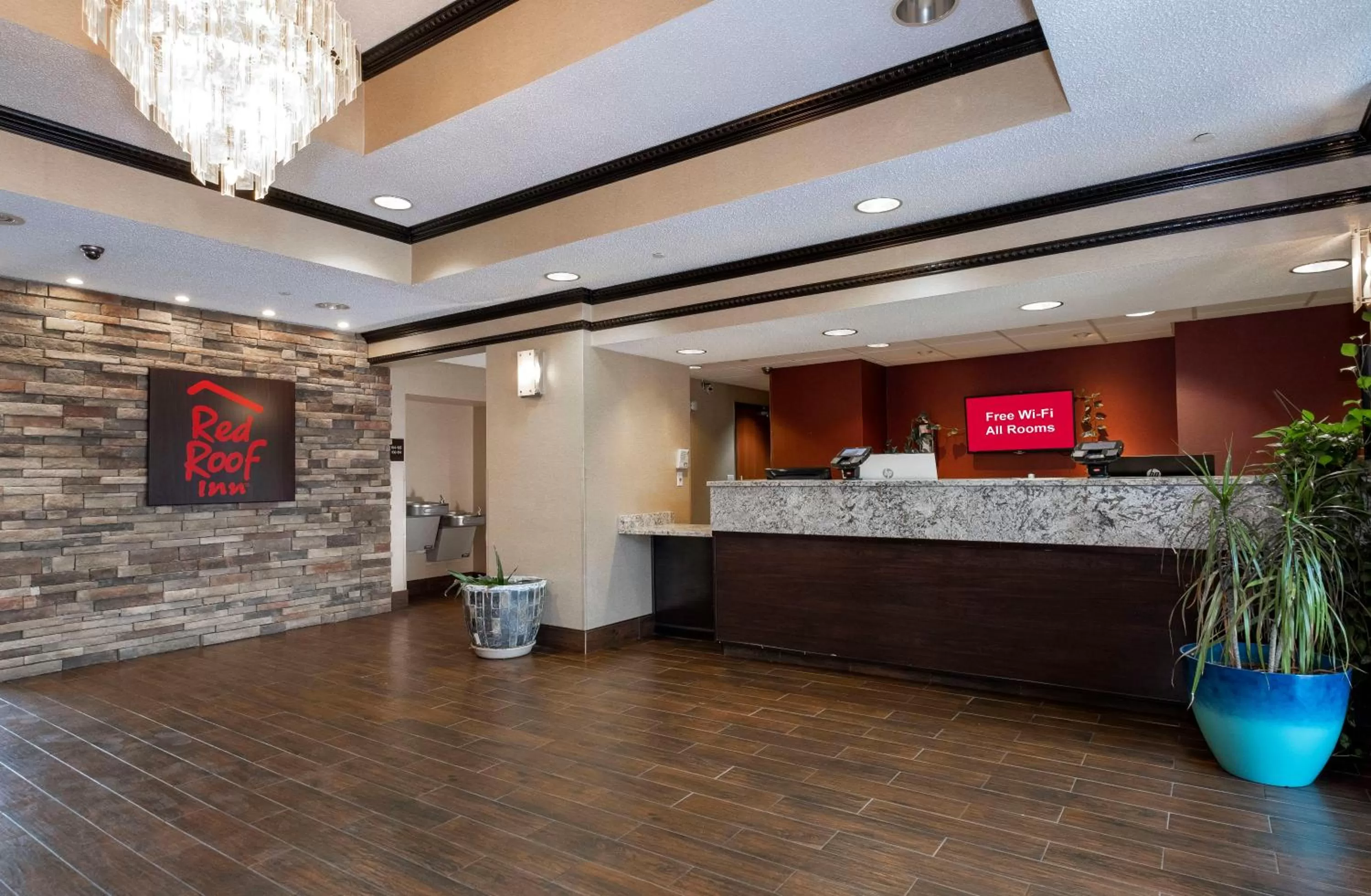 Lobby or reception in Red Roof Inn & Suites Dover Downtown