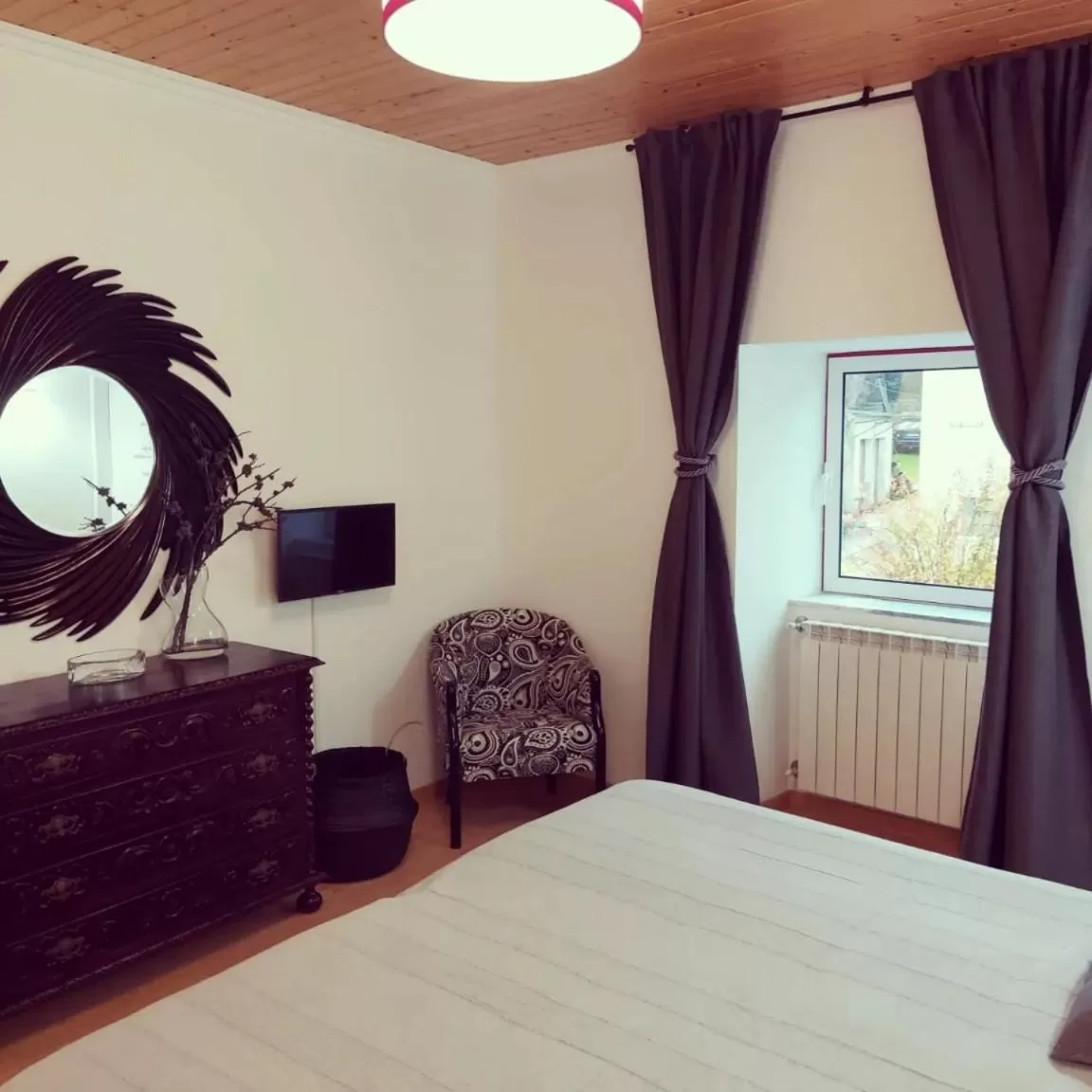 Bed in Sotam Country House EN342