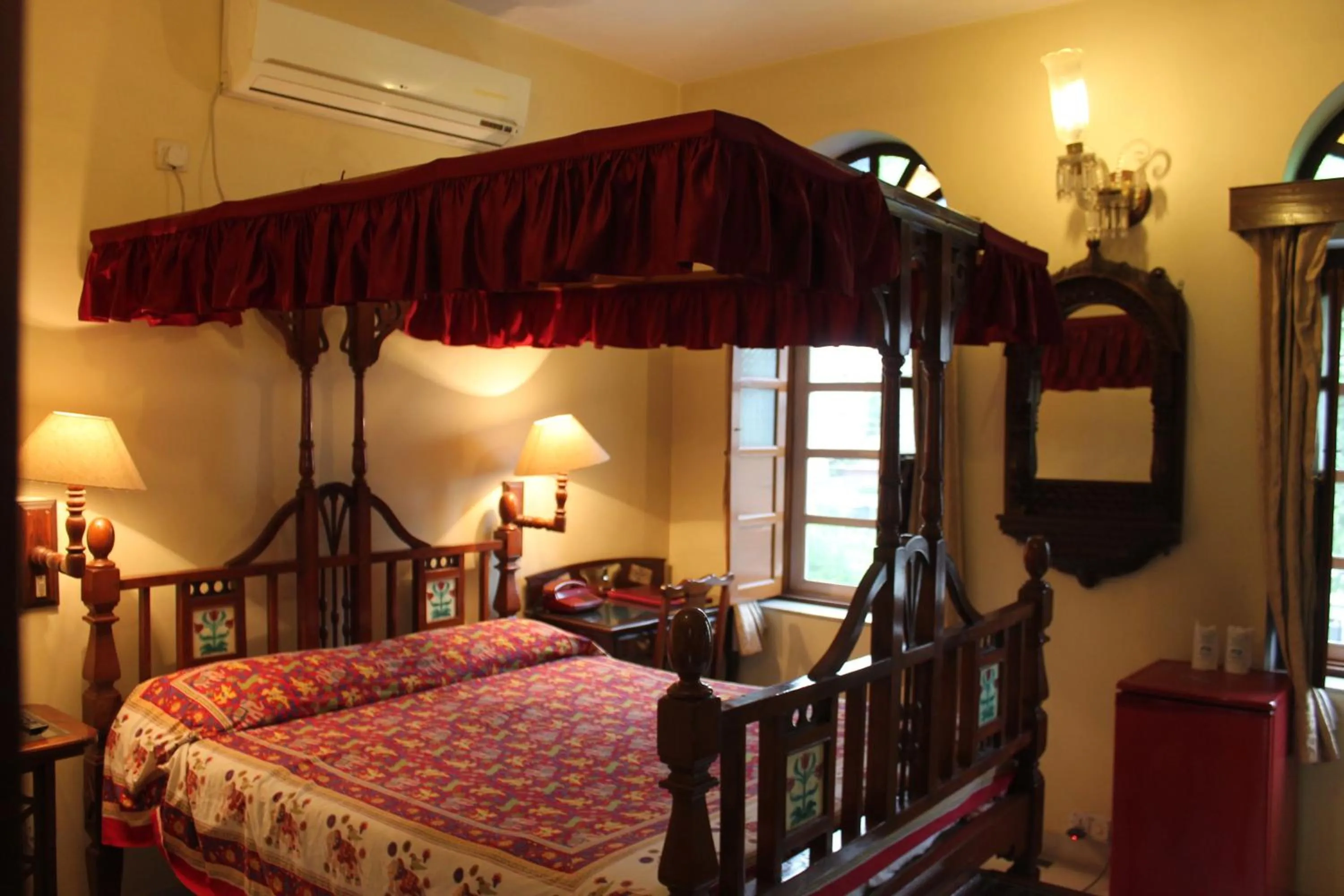Bed in Madhuban - A Heritage Home