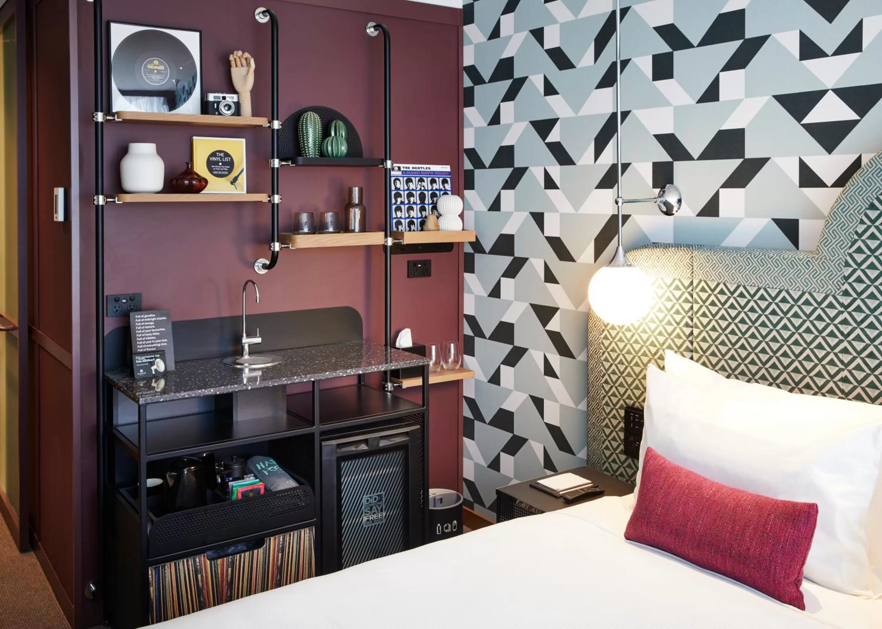 Bed in Ovolo Melbourne South Yarra, a Wyndham Hotel
