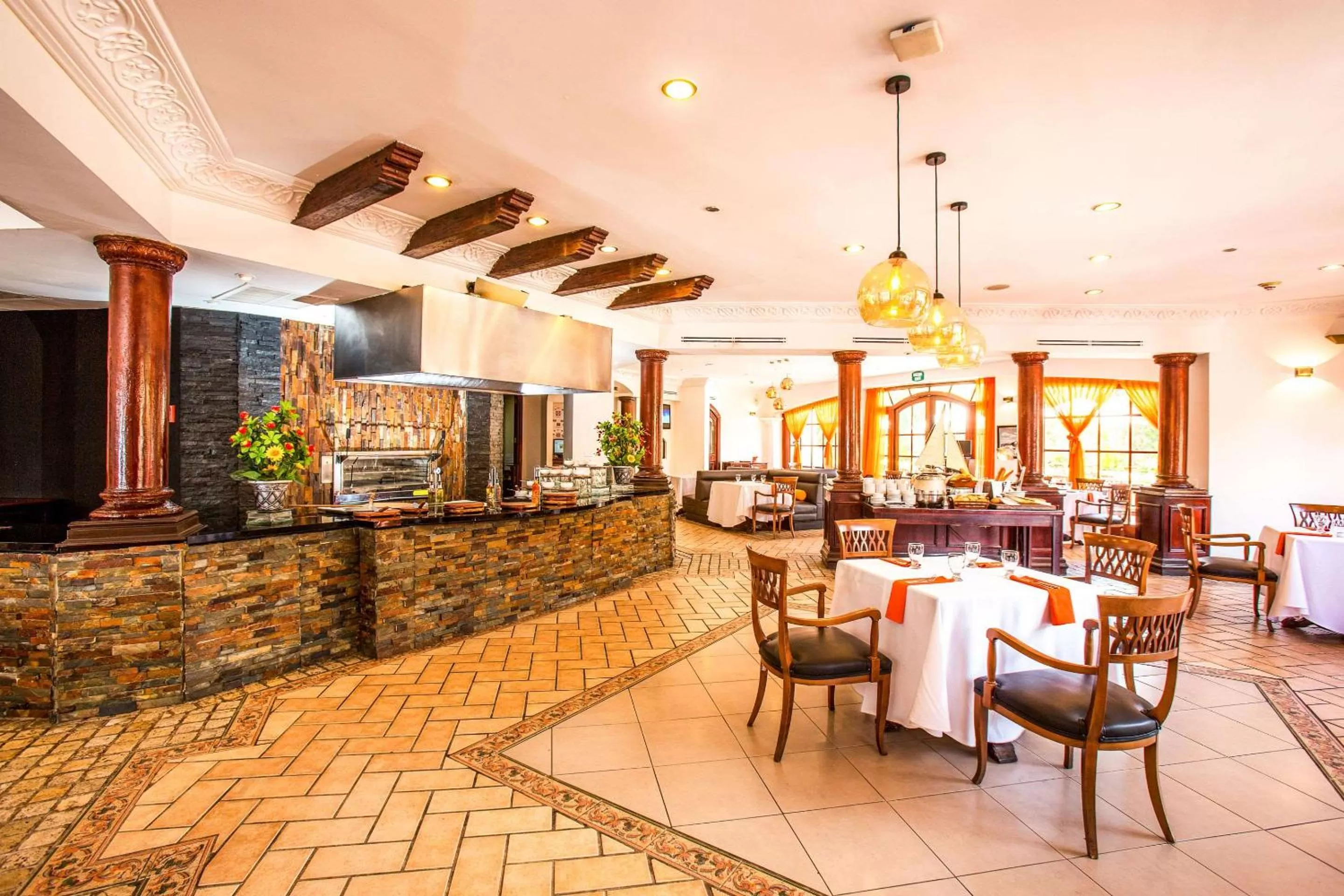 Restaurant/places to eat in Clarion Hotel Real Tegucigalpa