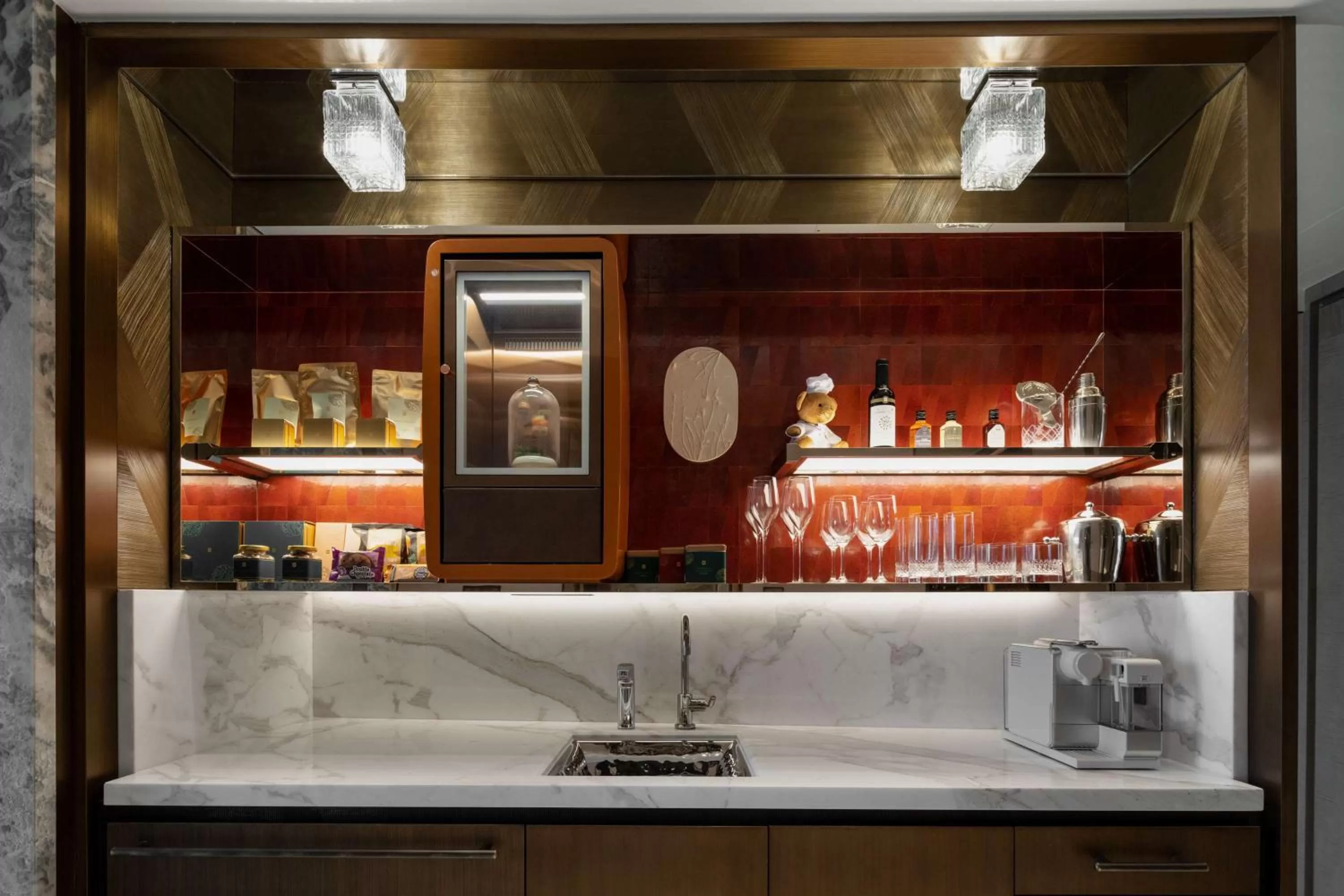 Coffee/tea facilities in Island Shangri-La, Hong Kong