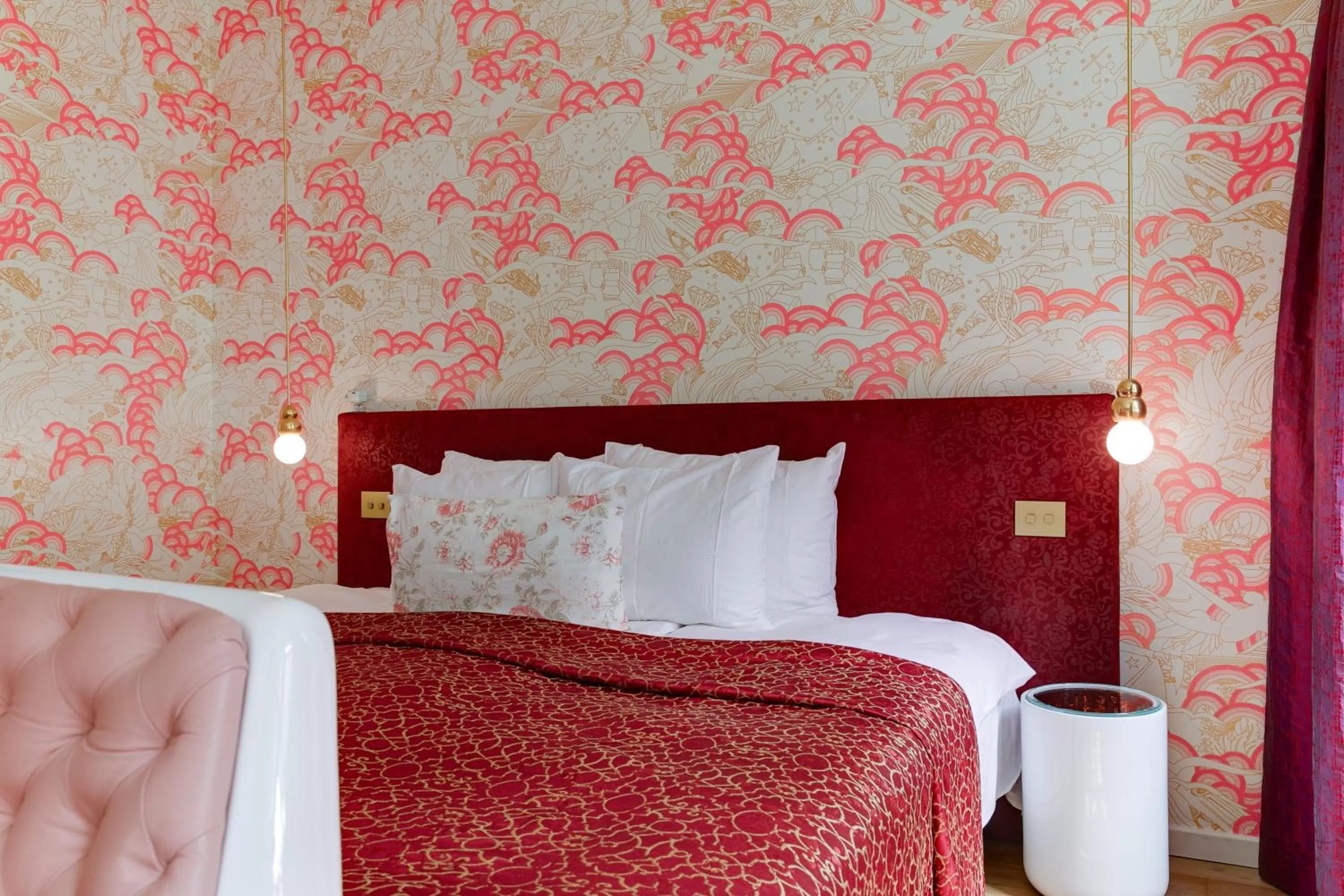 Bed in Hotel De Witte Lelie -Small Luxury Hotels of the World